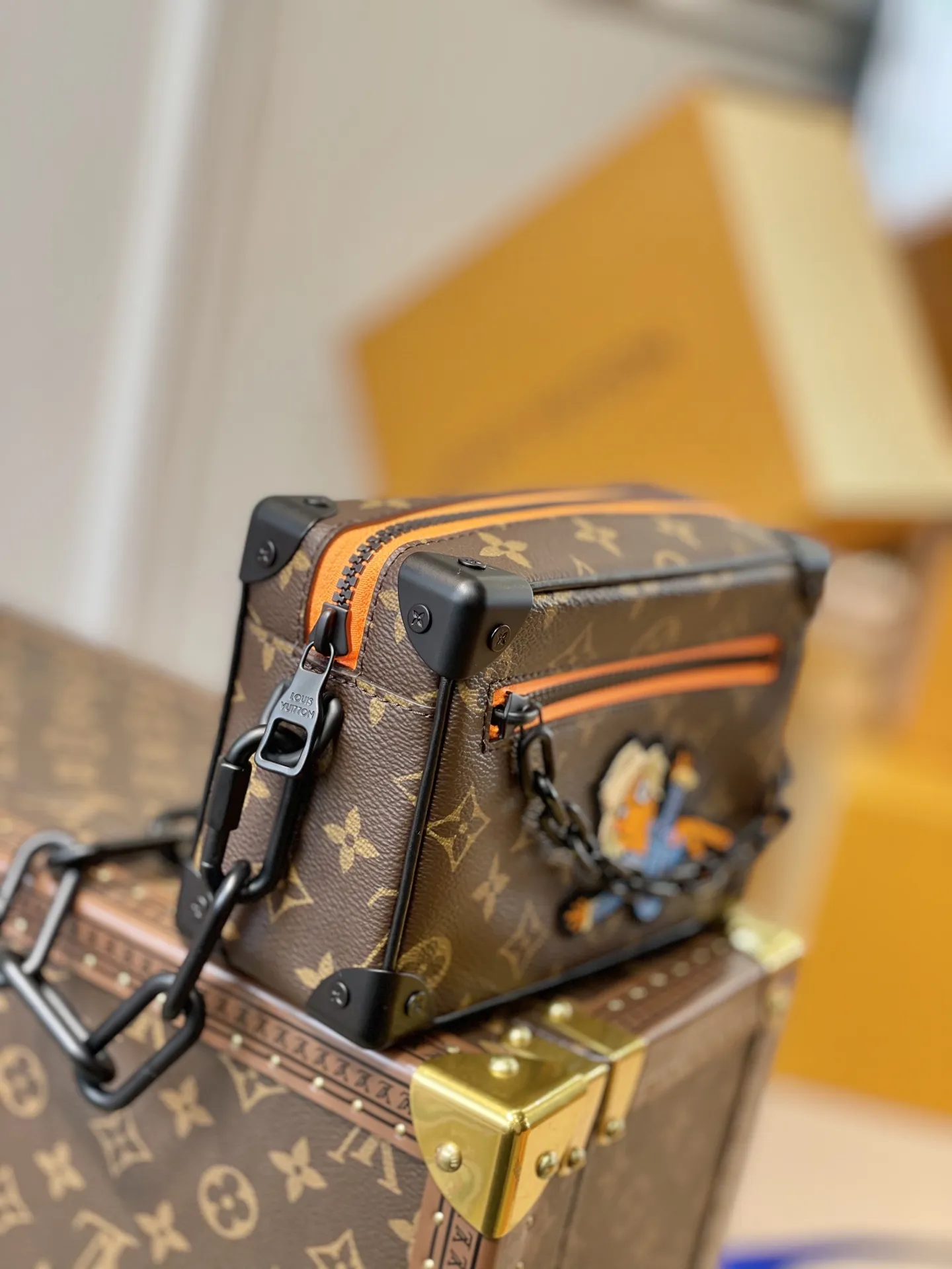 Louis Vuitton オレンジ Mini Soft Trunk ファニーパック - 画像 (4)