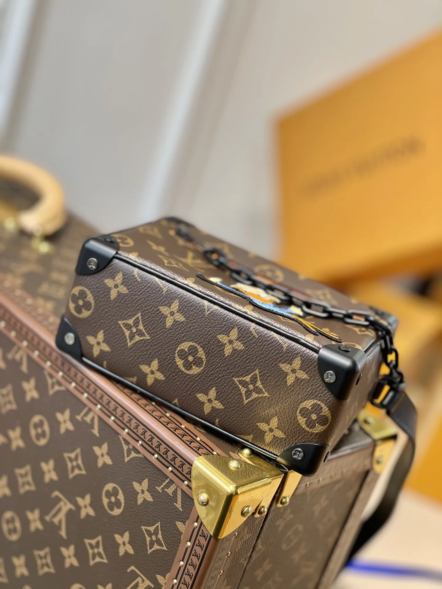 Louis Vuitton オレンジ Mini Soft Trunk ファニーパック - 画像 (5)