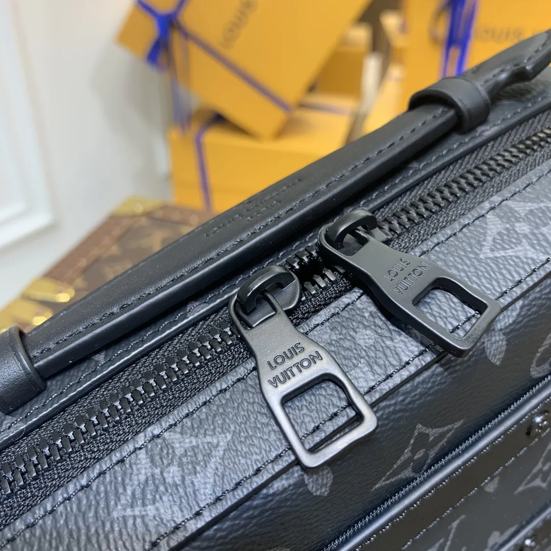 Louis Vuitton ルイヴィトン黒花ファニーパックショルダーバッグ - 画像 (7)