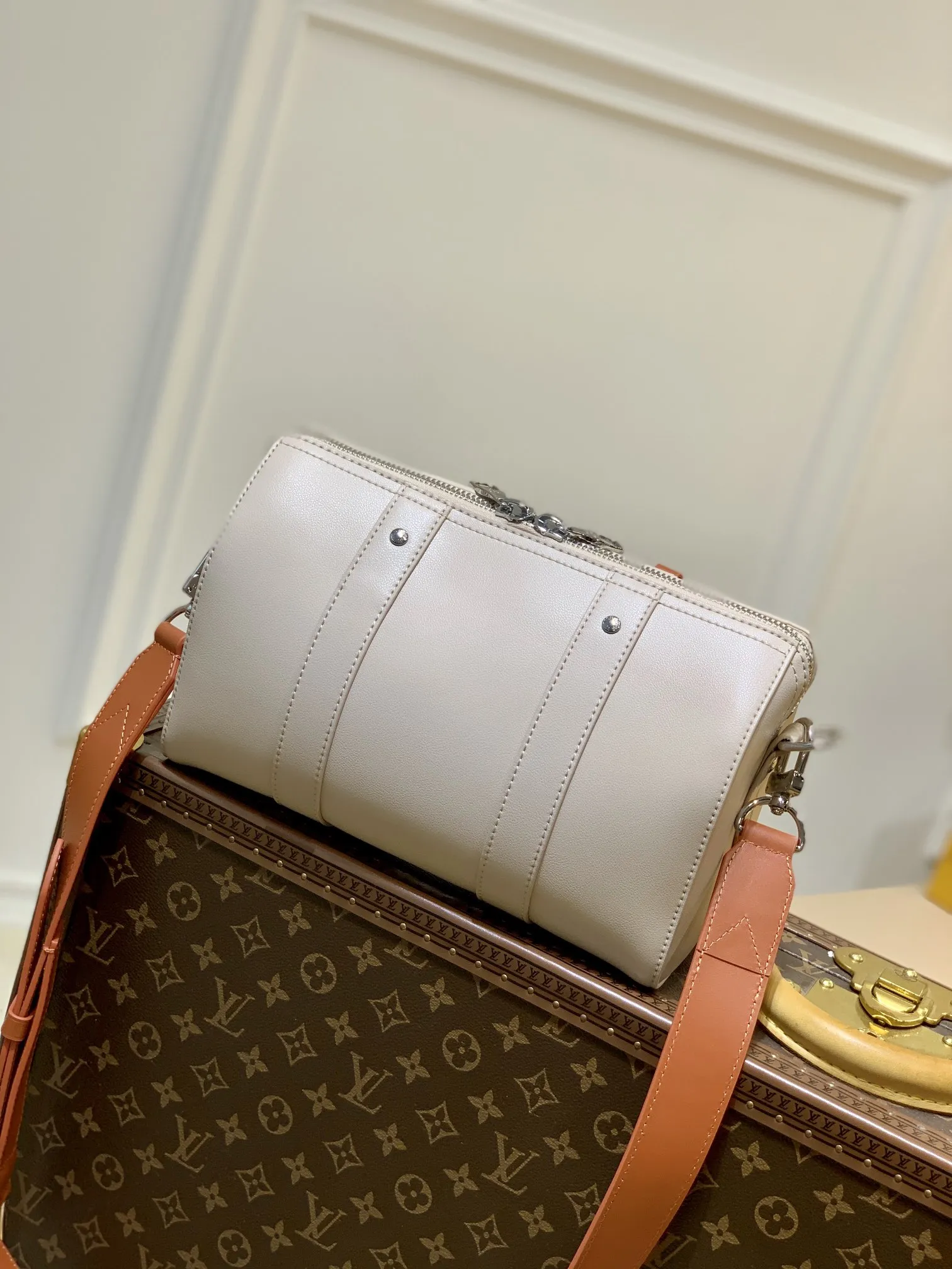 Louis Vuitton ホワイト City Keepall ファニーパック - 画像 (3)