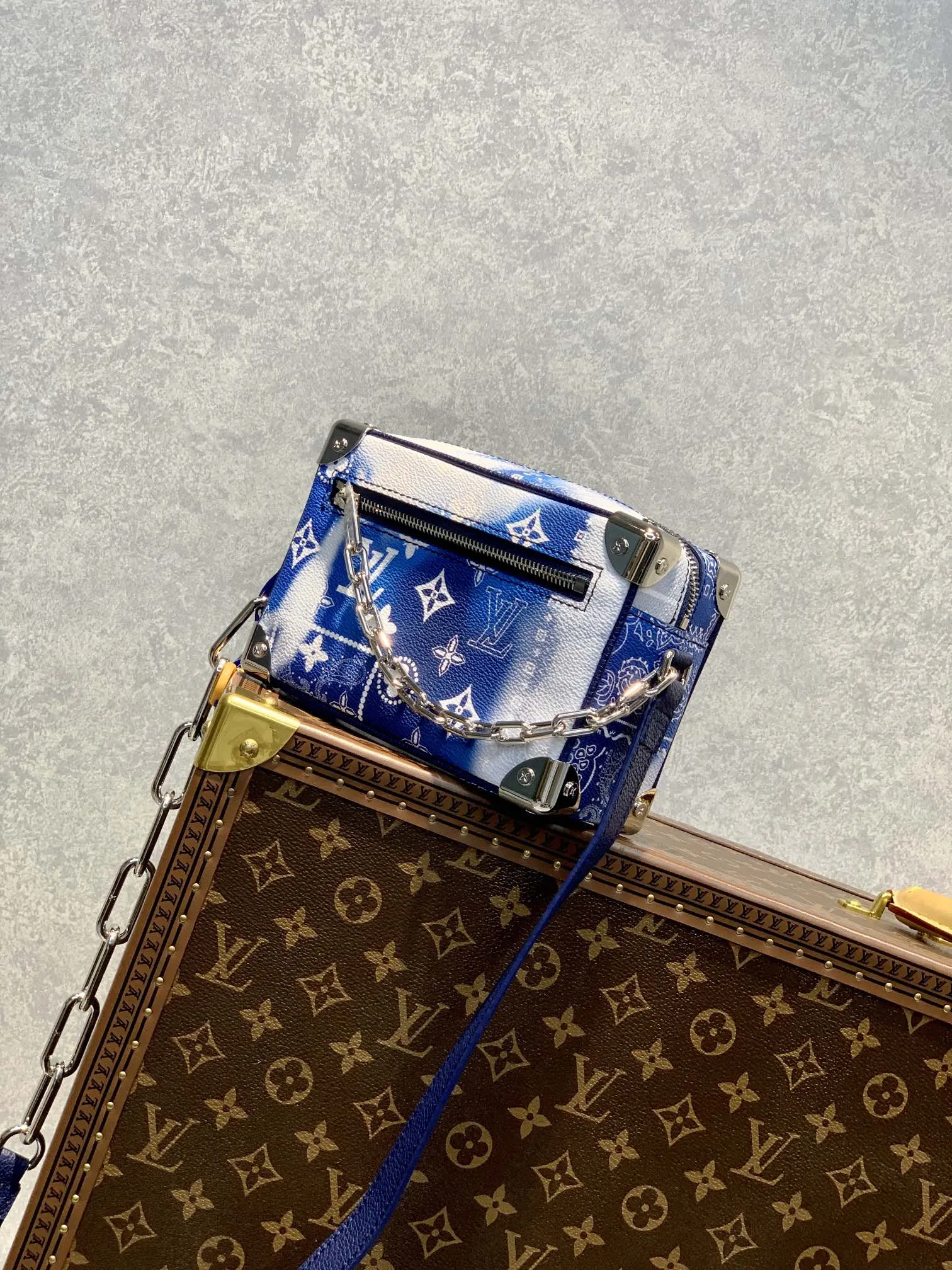 Louis Vuitton ブルー Mini Soft Trunk ファニーパック - 画像 (3)