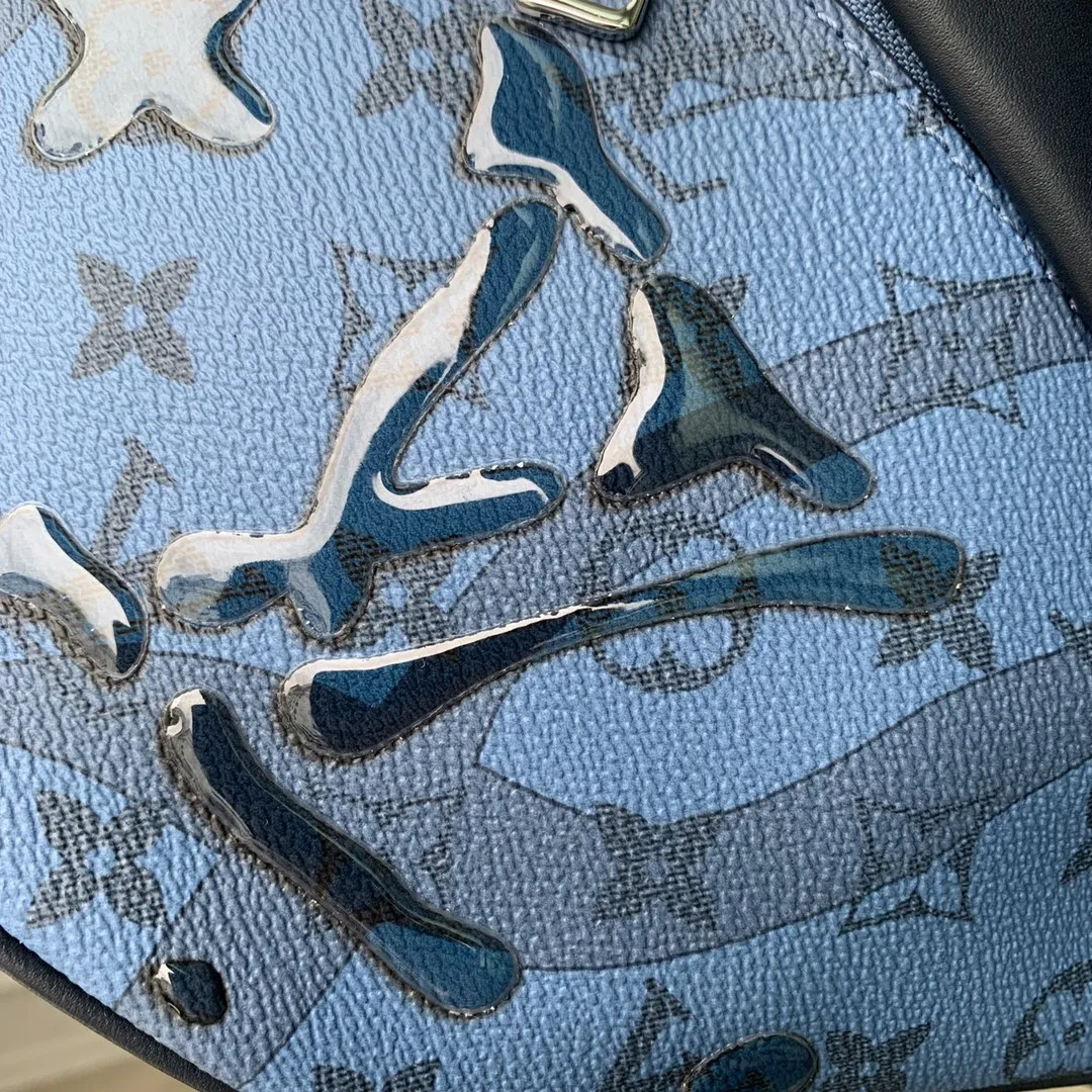 Louis Vuitton クリスタルディープブルー Discovery ファニーパック - 画像 (8)