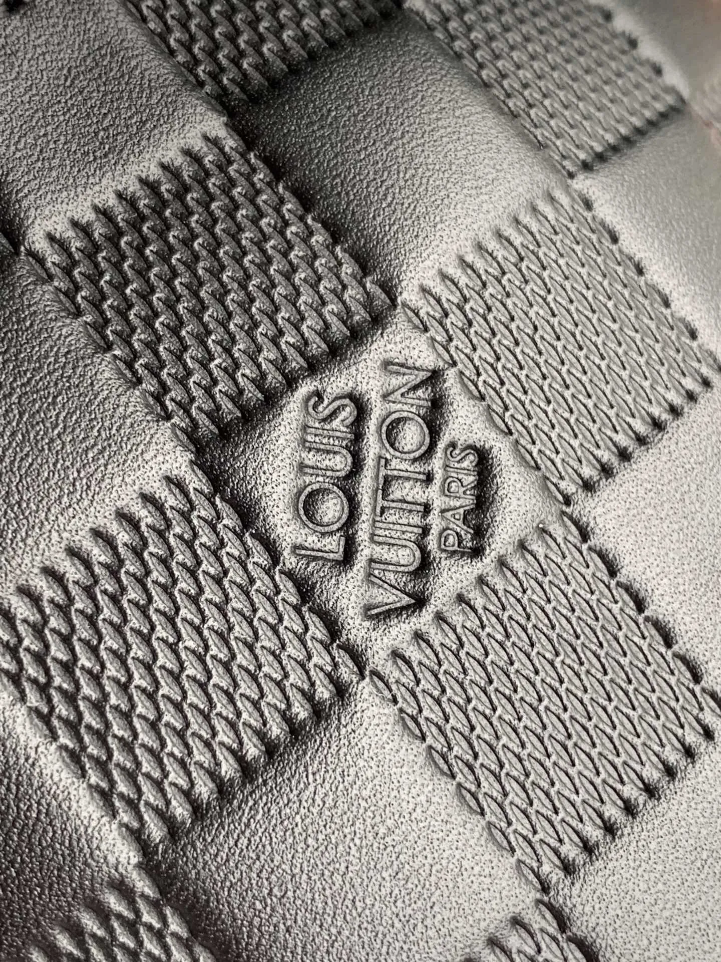 Louis Vuitton Campus ファニーパック ブラック ダミエ - 画像 (7)