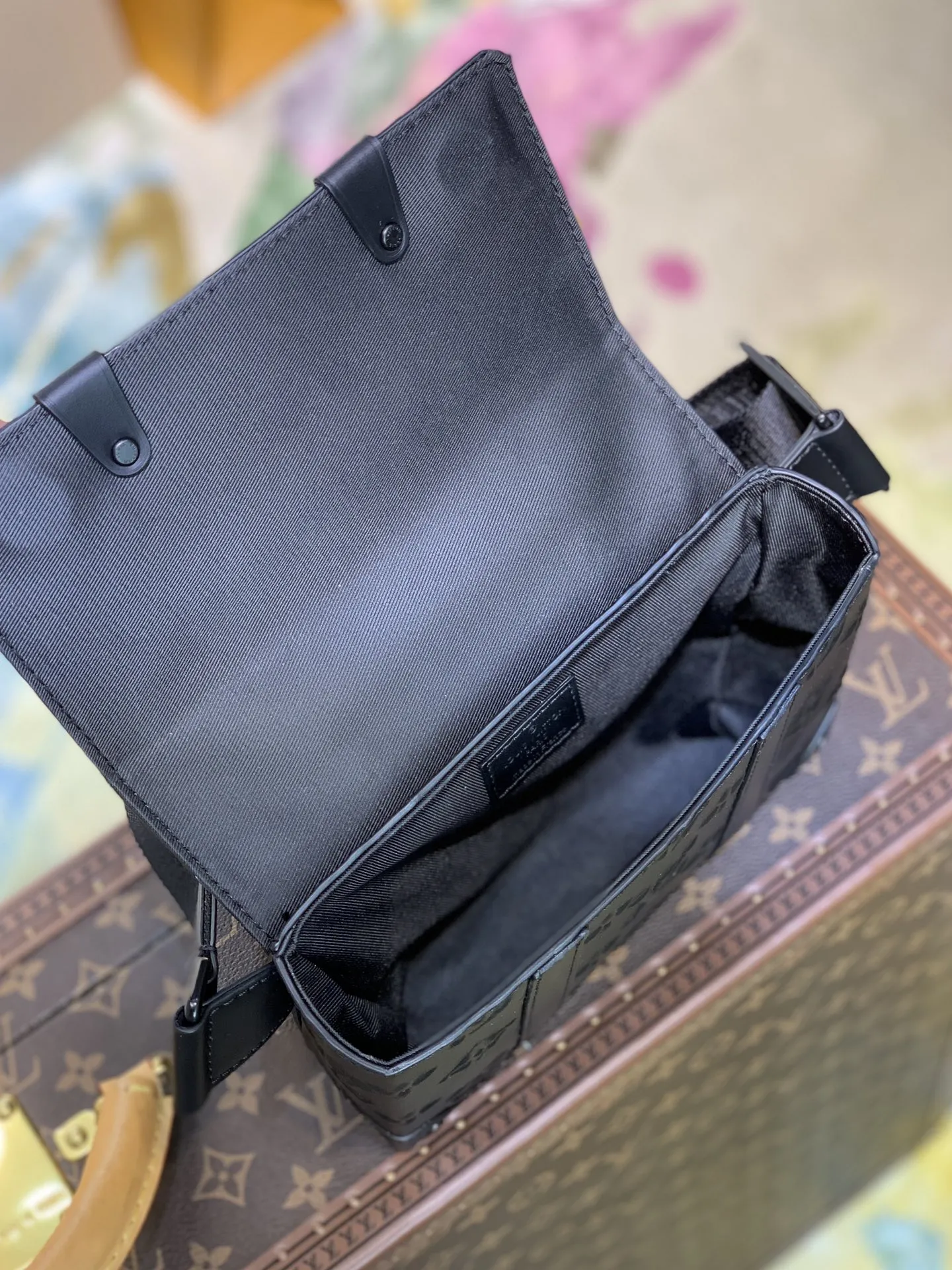 Louis Vuitton M57952 Trunk 黒 ファニーパック - 画像 (9)