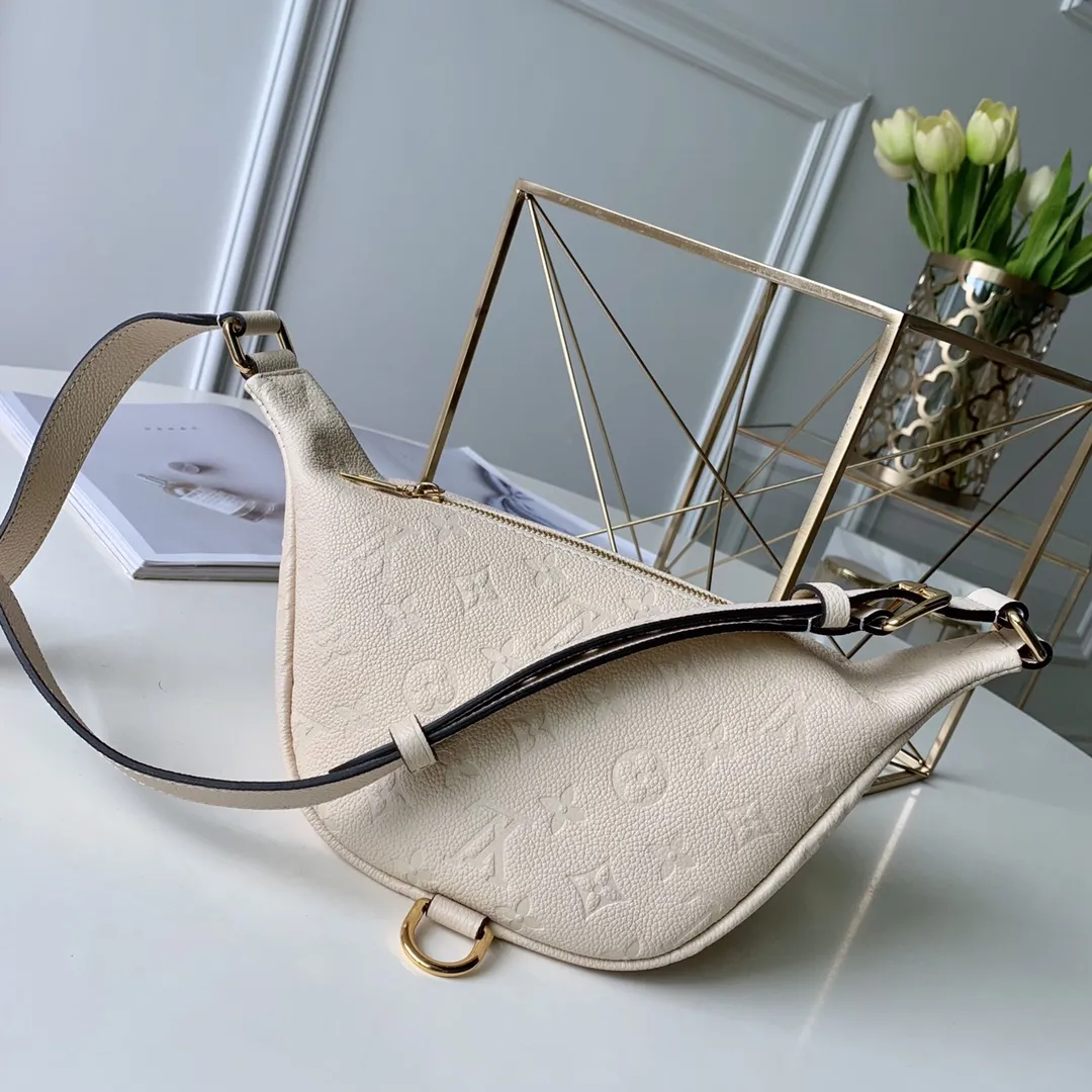 LOUIS VUITTON 白 ファニーパック モノグラム柄 - 画像 (3)