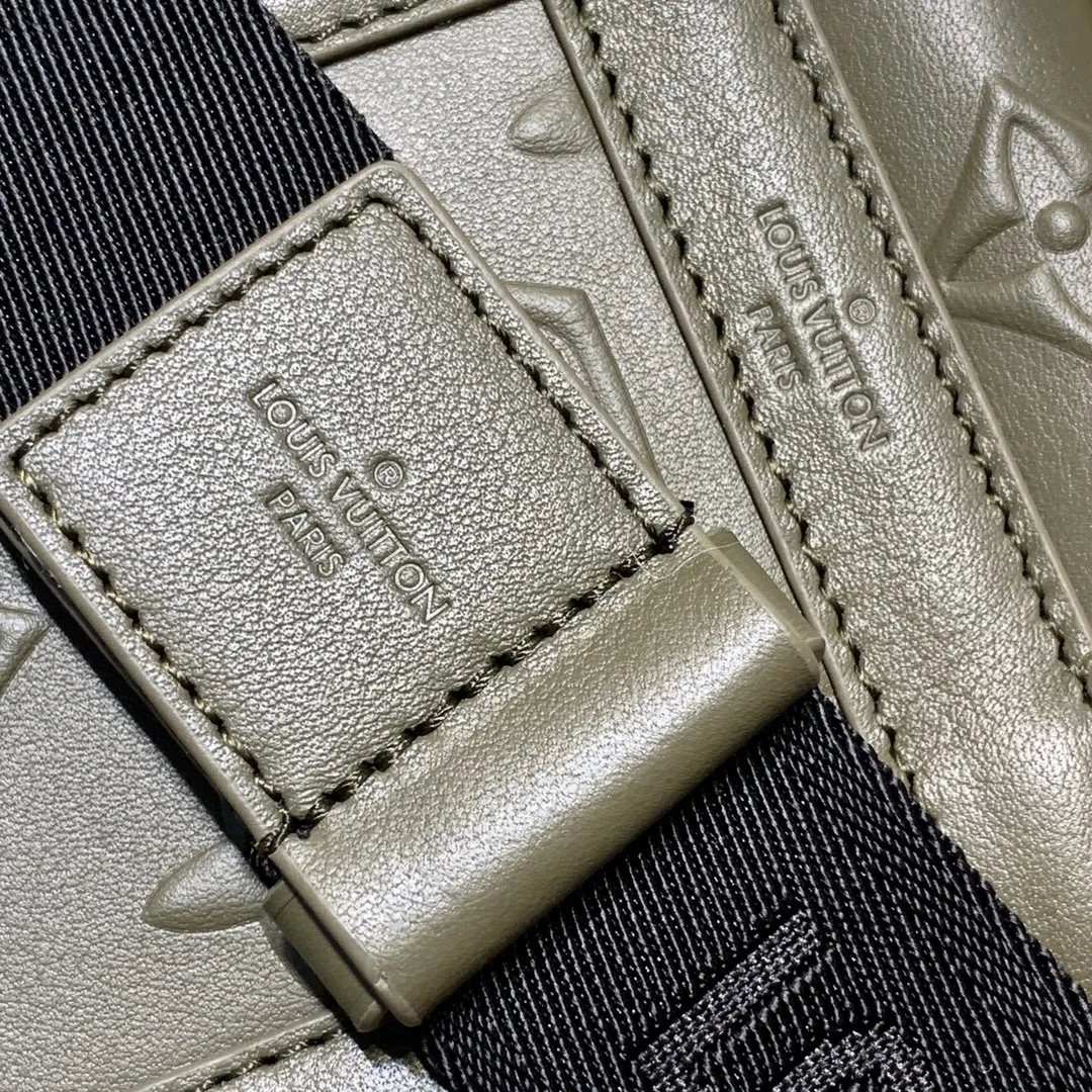 LOUIS VUITTON 緑色 Trunk ファニーパック - 画像 (7)