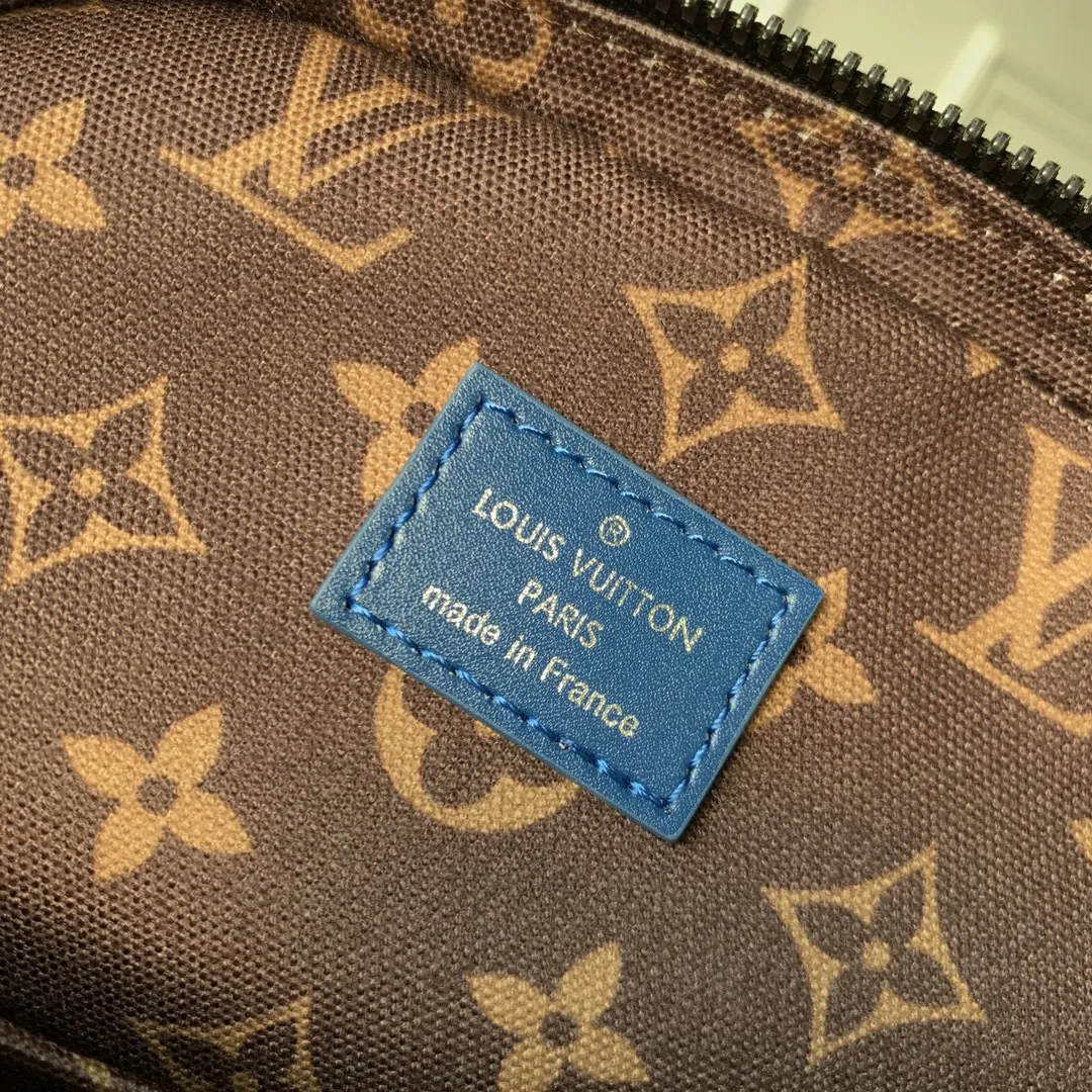 LOUIS VUITTON ブルー ファニーパック Avenue - 画像 (10)