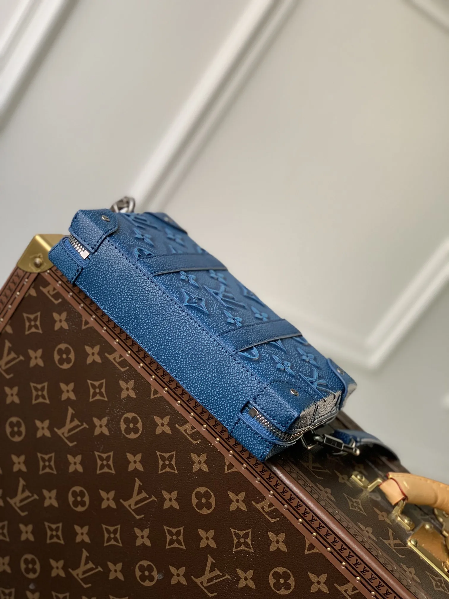 Louis Vuitton ブルーソフトトランクファニーパック - 画像 (5)