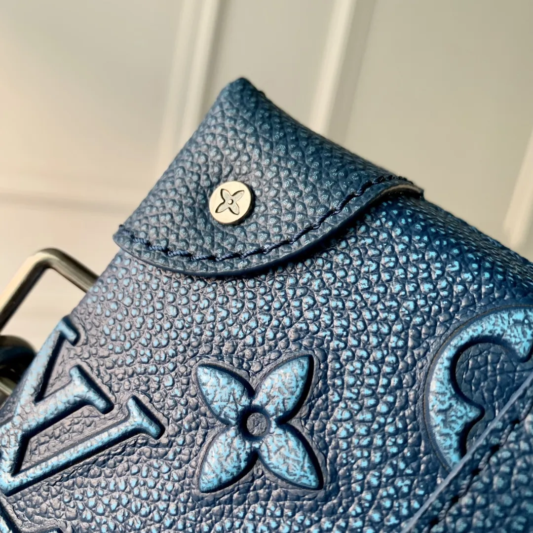 Louis Vuitton ブルーソフトトランクファニーパック - 画像 (7)