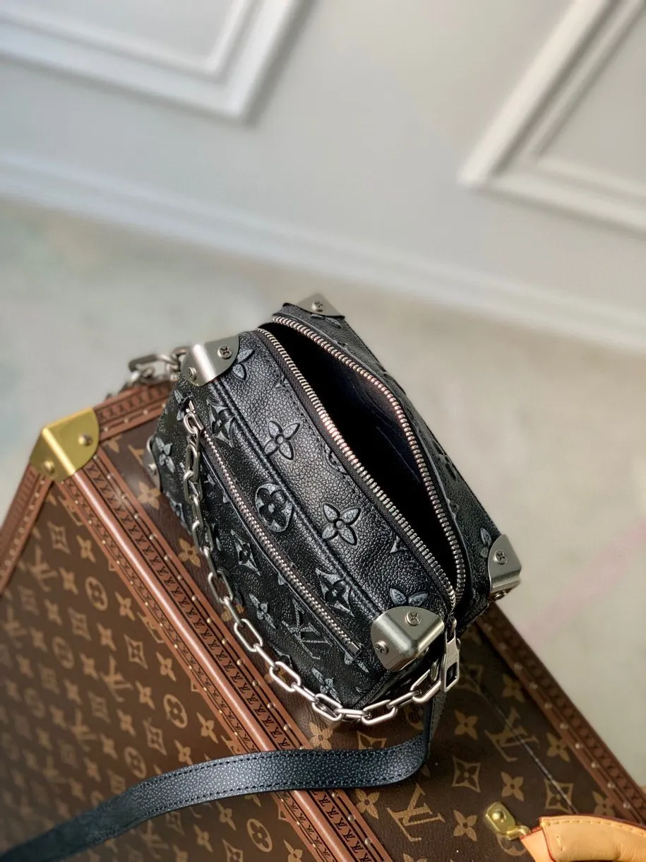 Louis Vuitton ブラック Mini Soft Trunk ファニーパック - 画像 (7)
