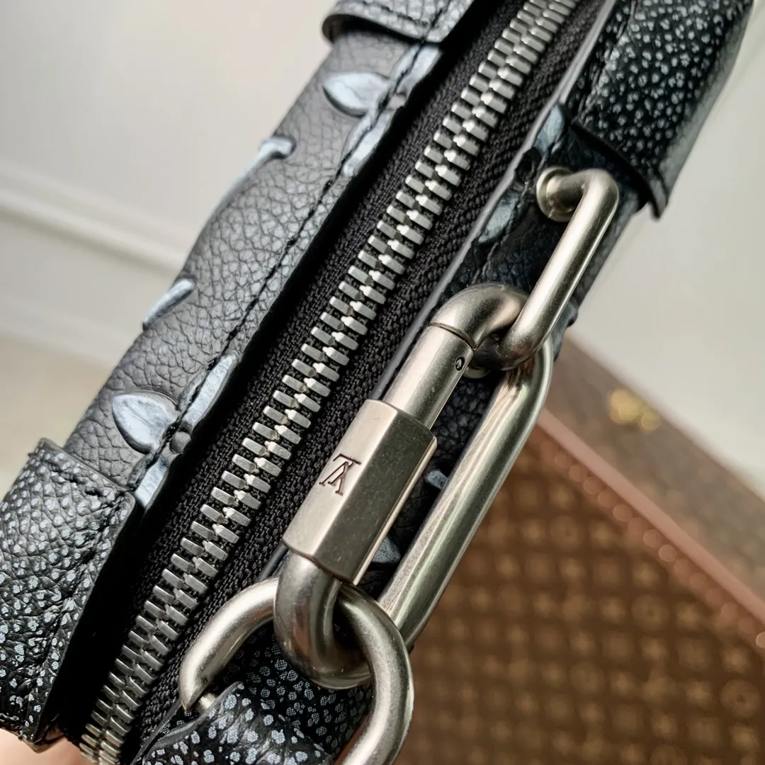 Louis Vuitton Mini Soft Trunk ブラック ファニーパック - 画像 (7)