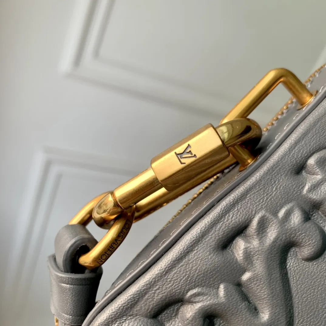 Louis Vuitton グレー浮き彫りファニーパック - 画像 (7)