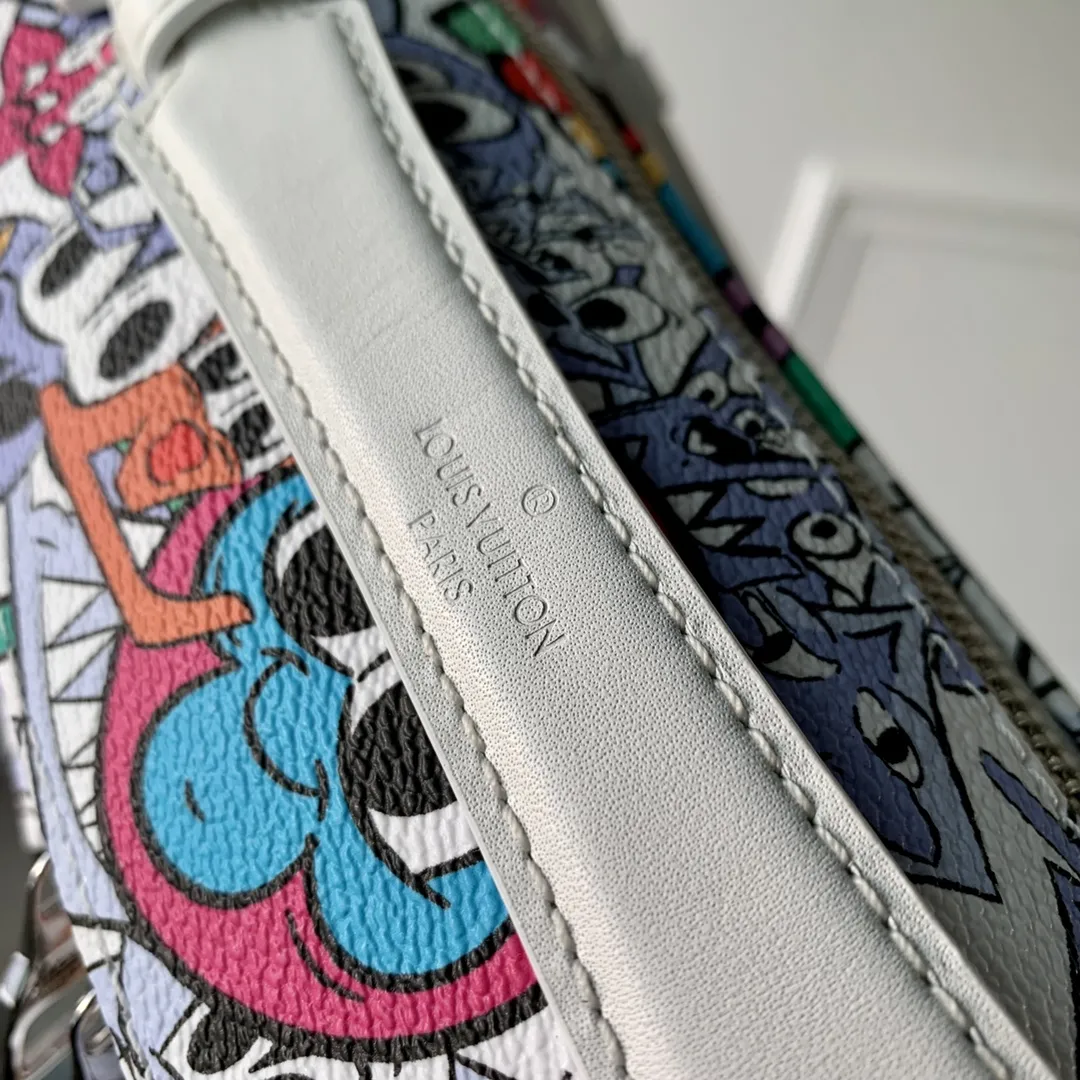 LOUIS VUITTON ダミエグラファイト ファニーパック 白花 - 画像 (5)