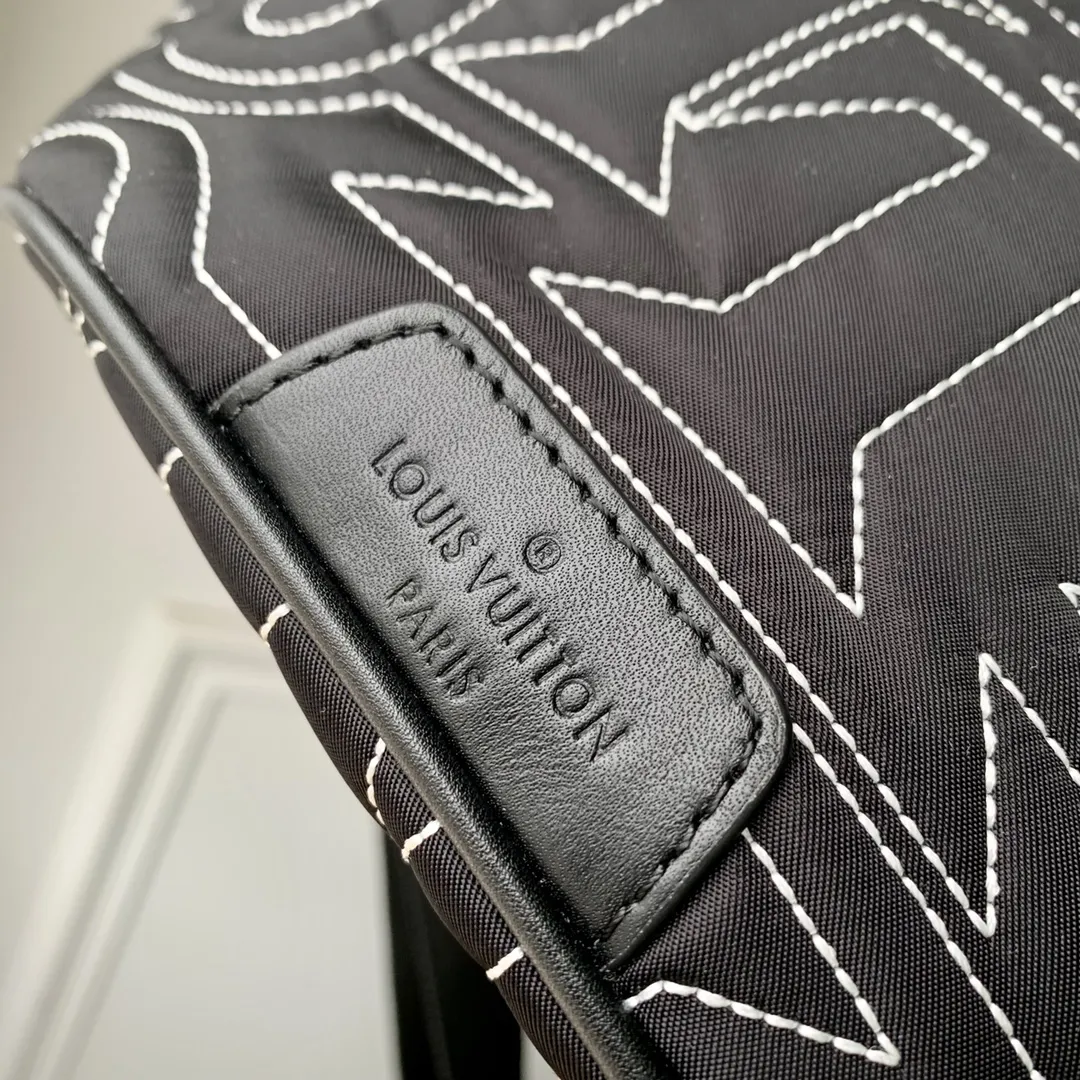 ルイヴィトン ブラック ファニーパック 2022冬季 - 画像 (5)