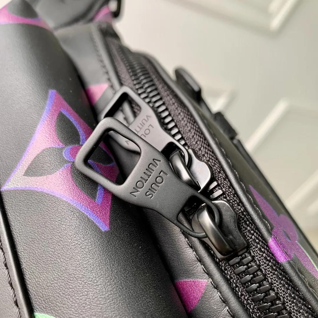 Louis Vuitton コメット ファニーパック ブラック モノグラム - 画像 (5)