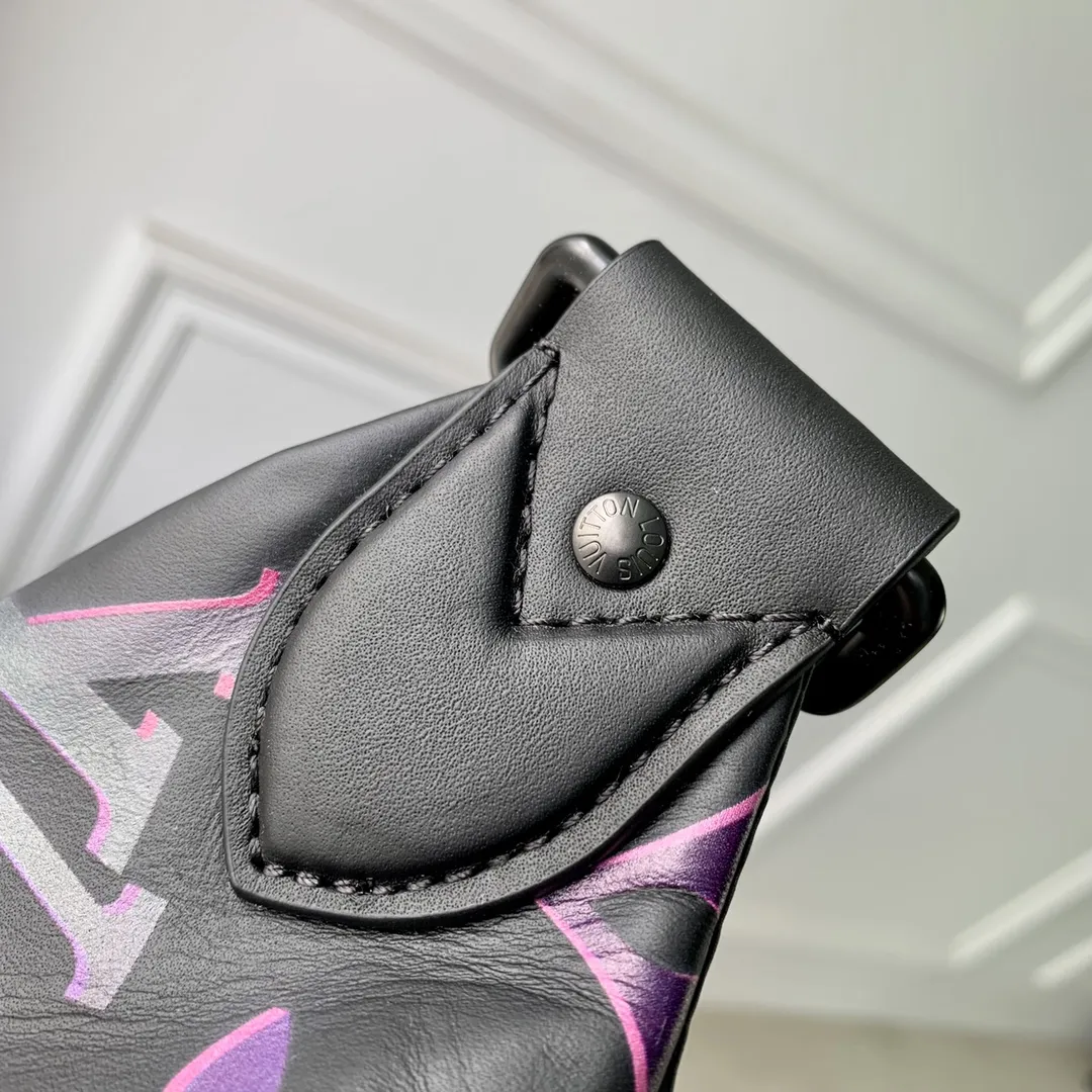 Louis Vuitton コメット ファニーパック ブラック モノグラム - 画像 (6)