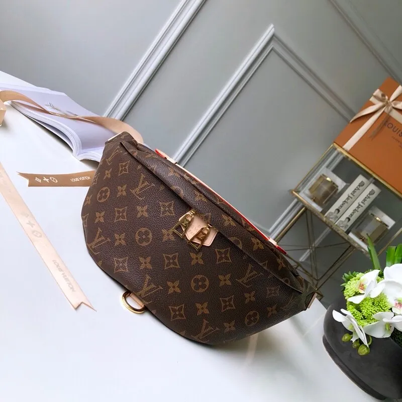Louis Vuitton モノグラム ファニーパック M43644 - 画像 (3)