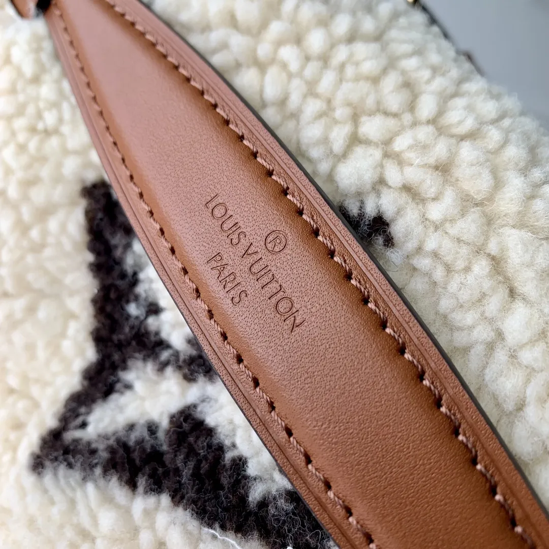 Louis Vuitton 白ファニーパック モノグラム柄 - 画像 (6)