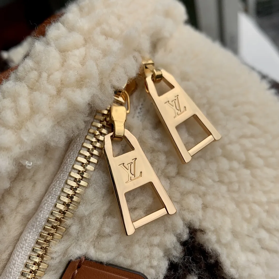 Louis Vuitton 白ファニーパック モノグラム柄 - 画像 (7)