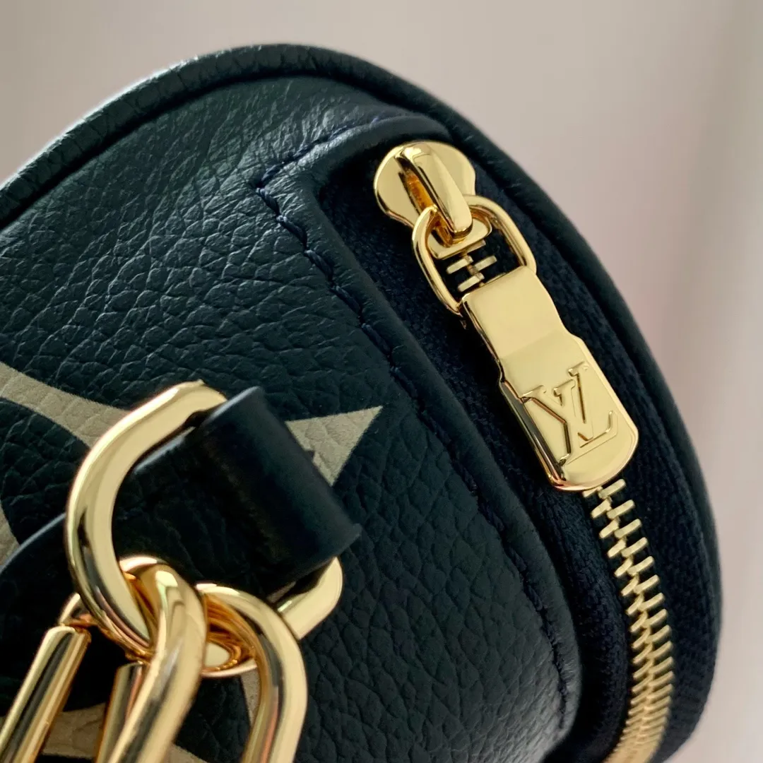 LOUIS VUITTON ネイビー ファニーパック M46917 - 画像 (6)