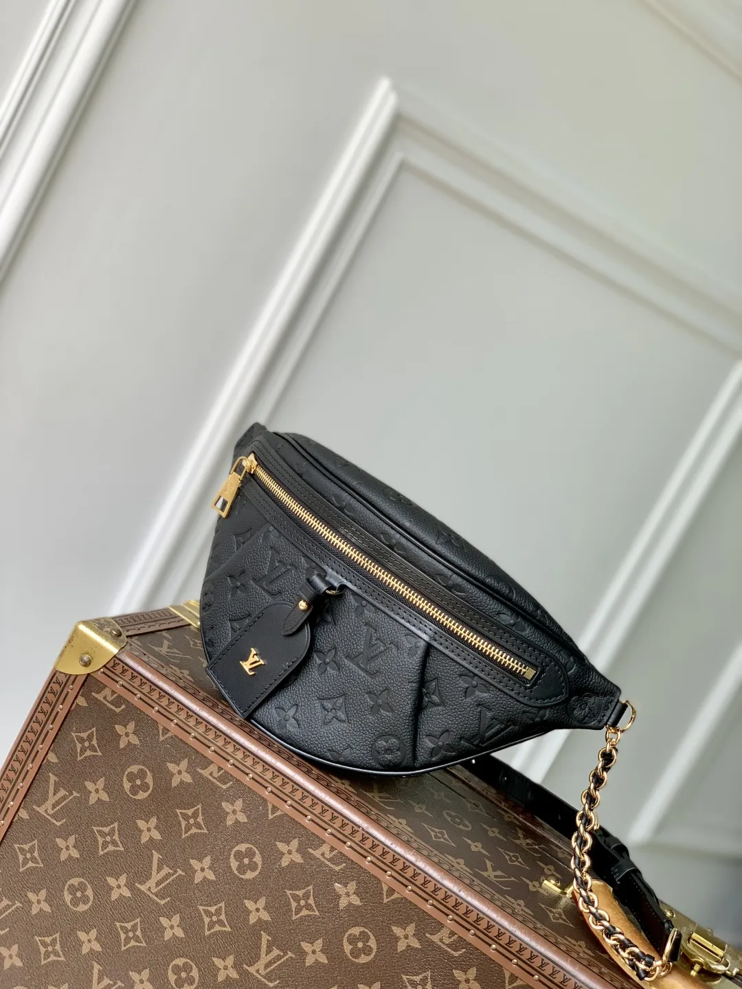 Louis Vuitton High Rise ファニーパック ノワール PM - 画像 (3)