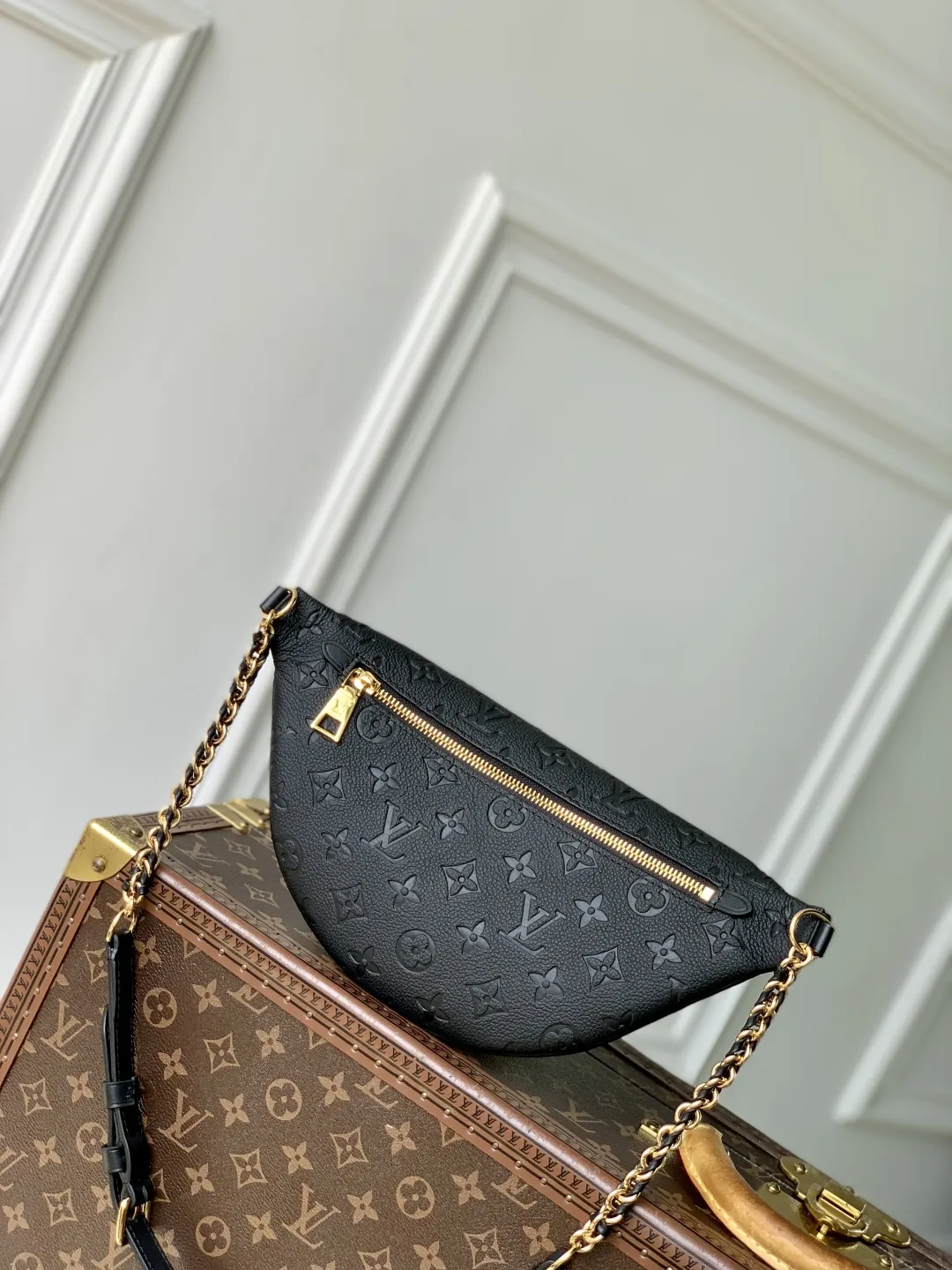 Louis Vuitton High Rise ファニーパック ノワール PM - 画像 (4)