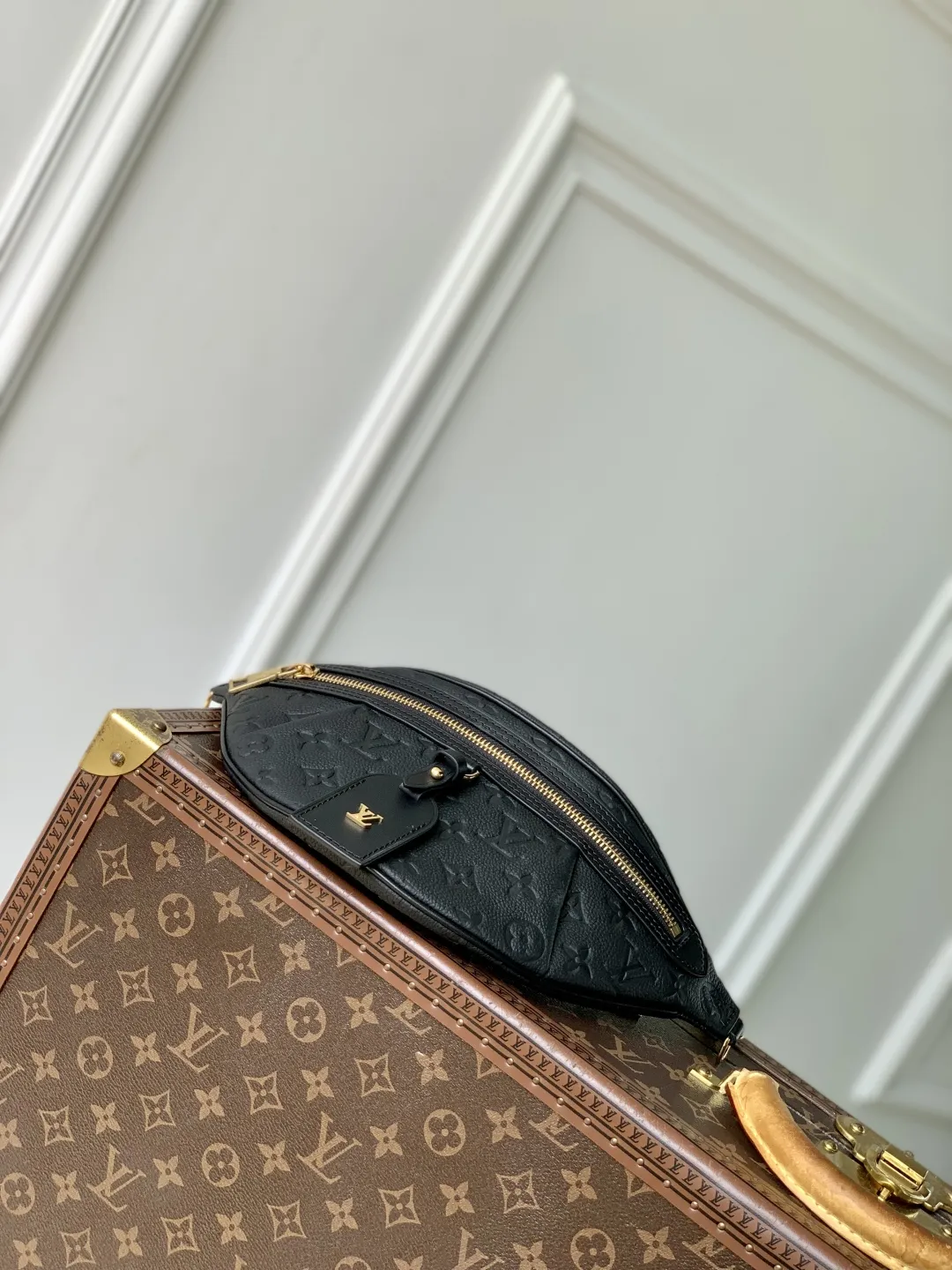 Louis Vuitton High Rise ファニーパック ノワール PM - 画像 (5)