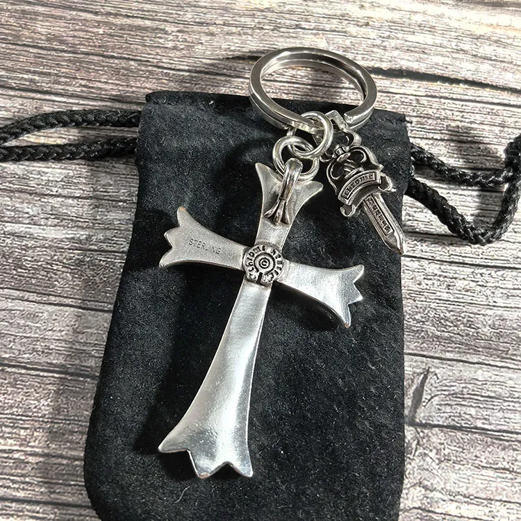Chrome Hearts シルバー十字架剣キーホルダー - 画像 (4)