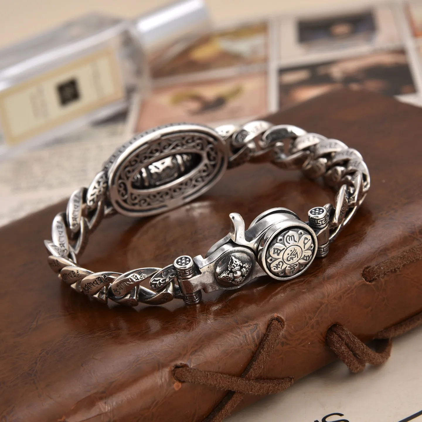 メタルエイジ シルバー カーブドチェーンブレスレット - 画像 (5)