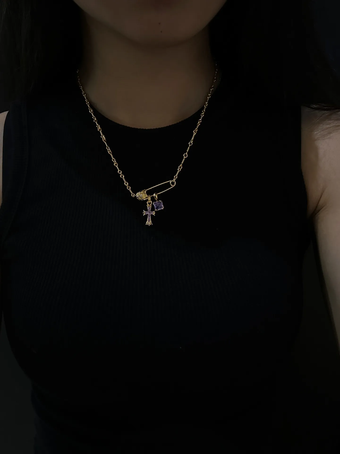 Chrome Hearts パープルジルコニアピンクロスネックレス - 画像 (10)