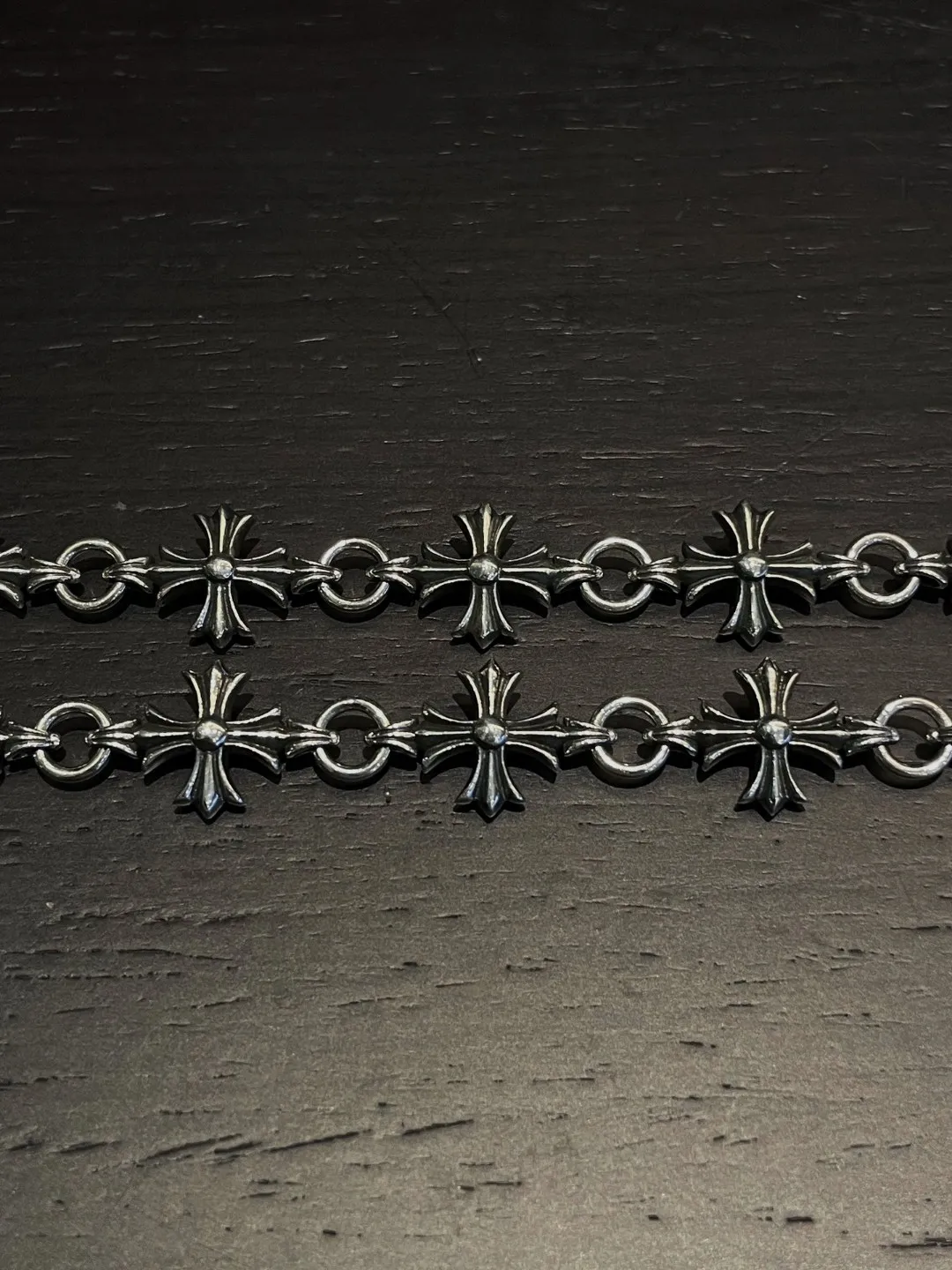 Chrome Hearts ブラッククロスネックレス - 画像 (5)