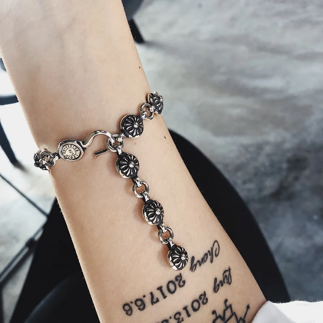 Chrome Hearts シルバー十字花珠手链 復古デザイン - 画像 (8)