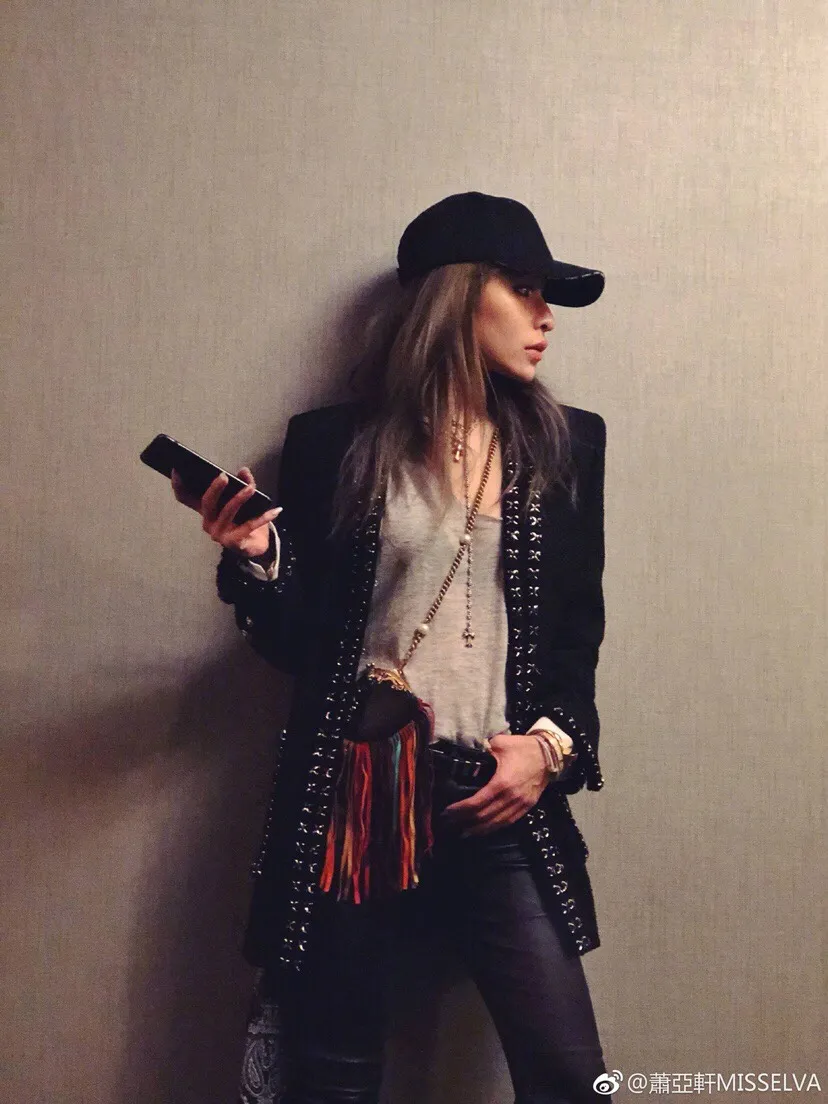 Chrome Hearts クロスセットリングネックレス 金色/銀色 - 画像 (9)