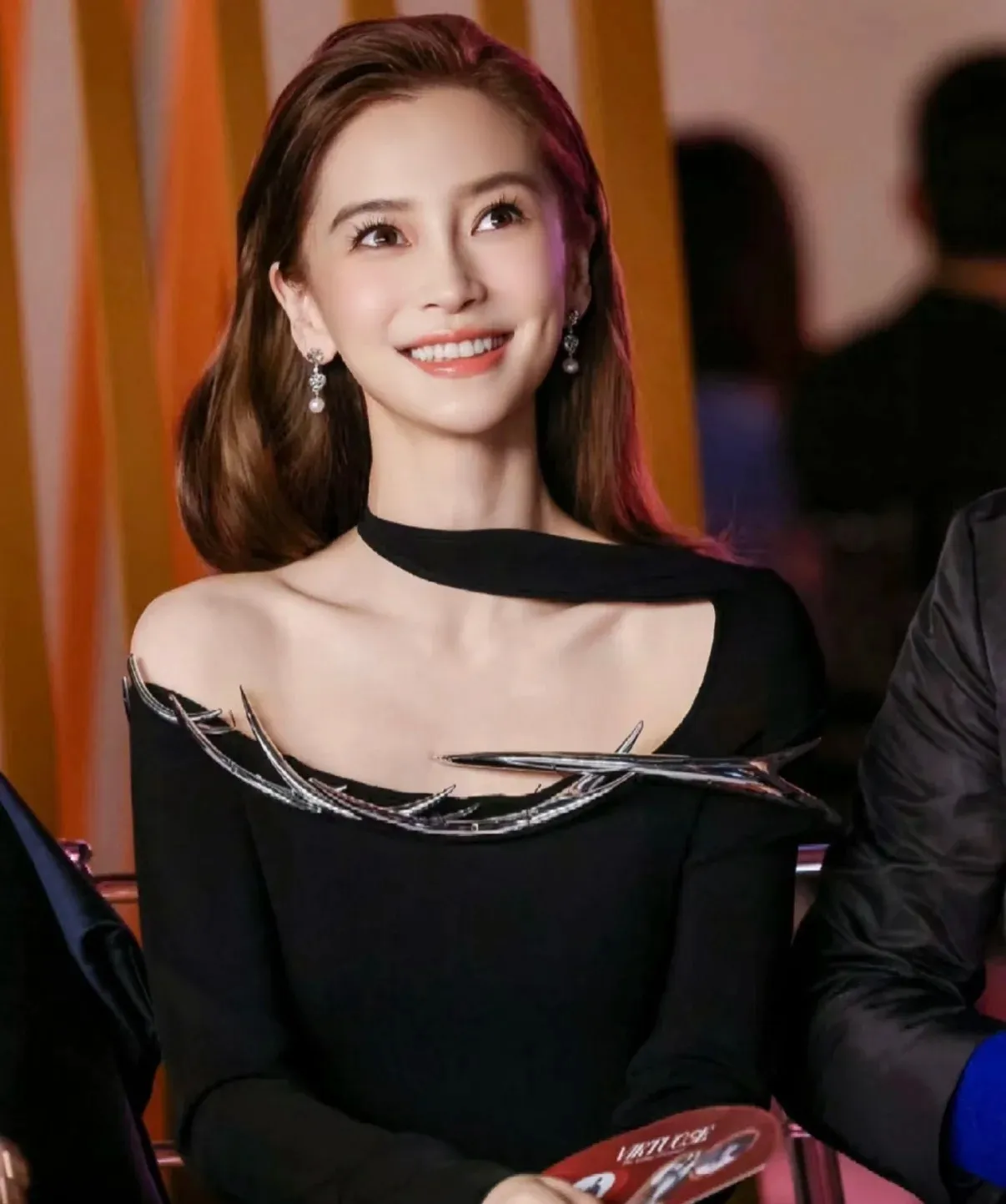 Chrome Hearts x Mikimoto シルバーとパールクロスピアス - 画像 (10)