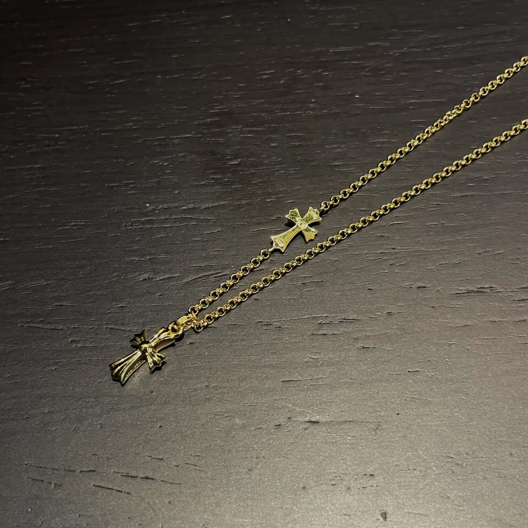 Chrome Hearts ゴールド ダブルクロスネックレス - 画像 (6)