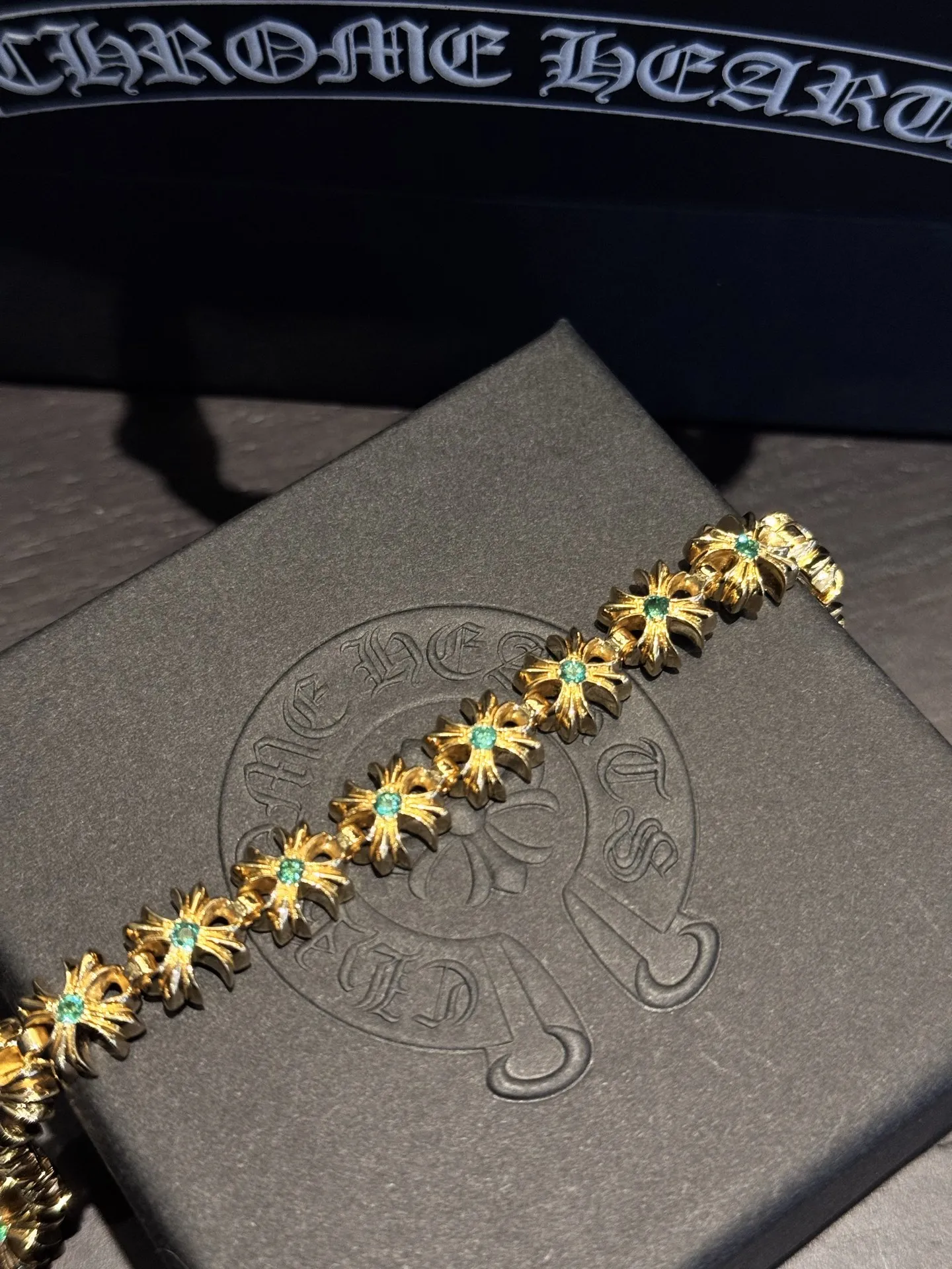 CHROME HEARTS 22K金エメラルド十字ブレスレット - 画像 (7)