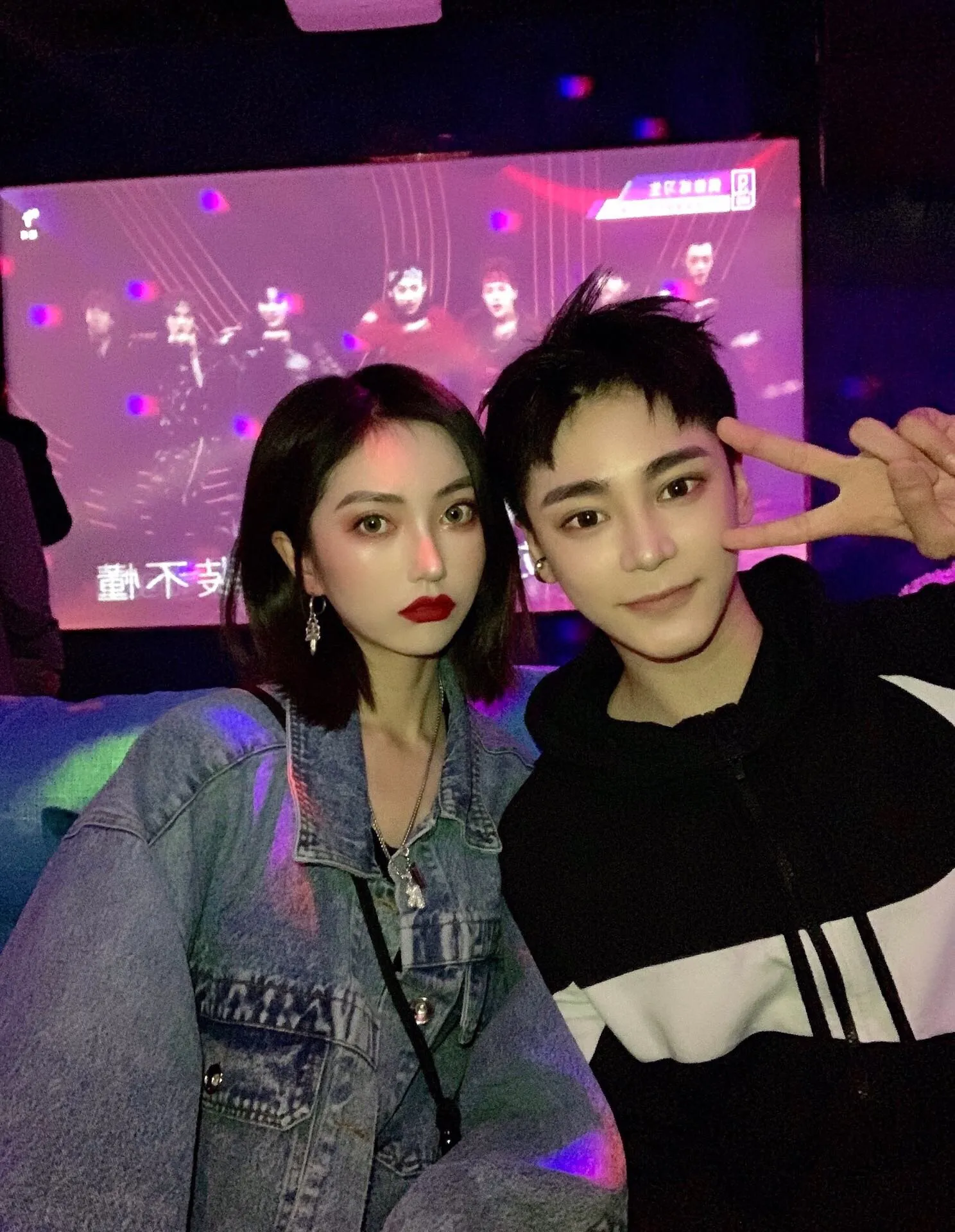 Chrome Hearts シルバー 大剣イヤリング - 画像 (6)