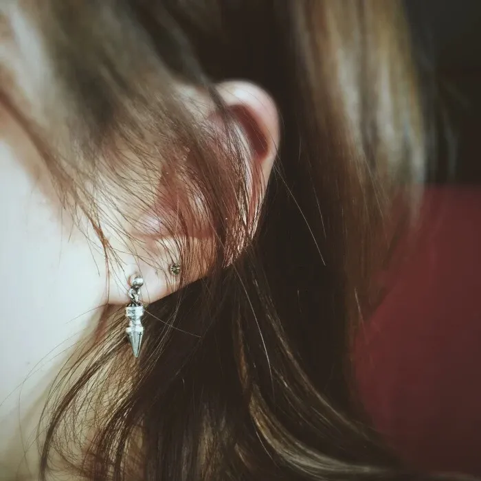 Chrome Hearts シルバー クロスボールミニイヤリング - 画像 (7)