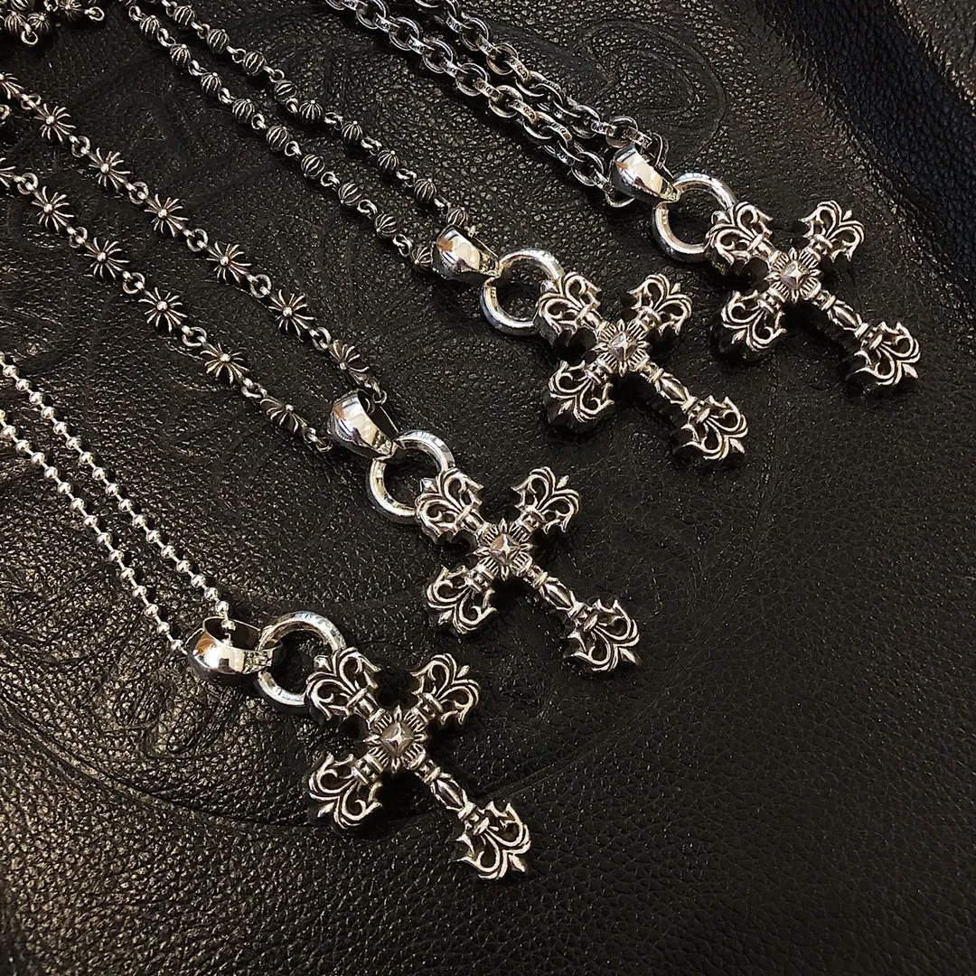Chrome Hearts シルバー小十字架ネックレス - 画像 (4)