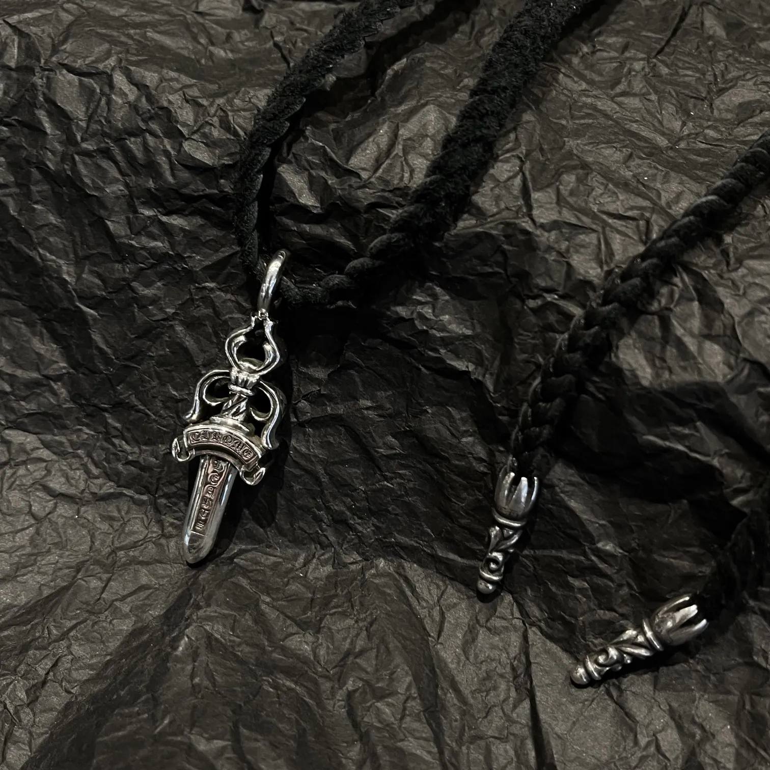 Chrome Hearts ブラック剣モチーフネックレス - 画像 (6)