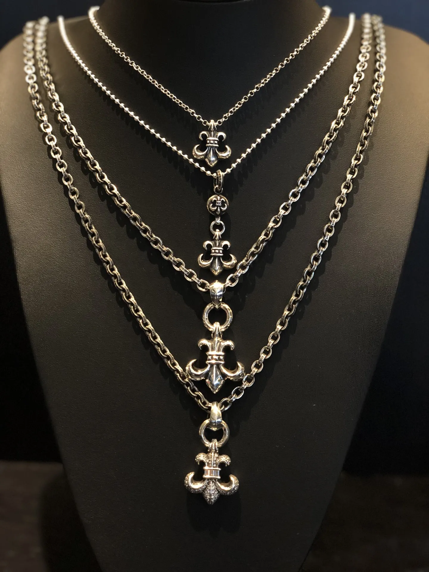 Chrome Hearts クロムハーツ 黒銀 フラワーネックレス - 画像 (5)