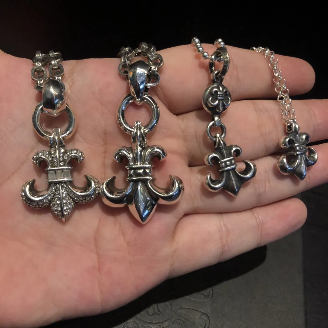 Chrome Hearts クロムハーツ 黒銀 フラワーネックレス - 画像 (6)