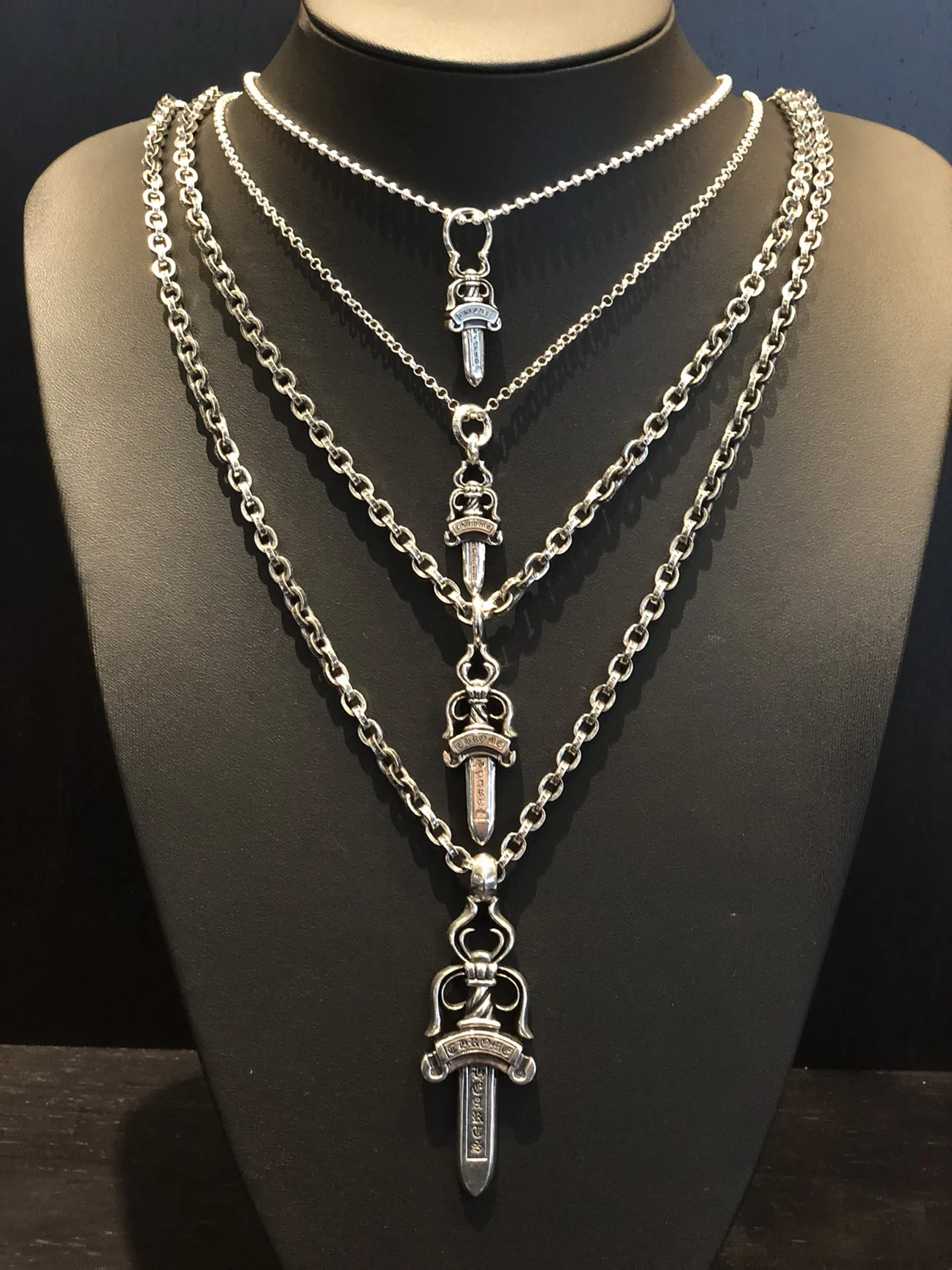 Chrome Hearts シルバー ソード ネックレス - 画像 (4)