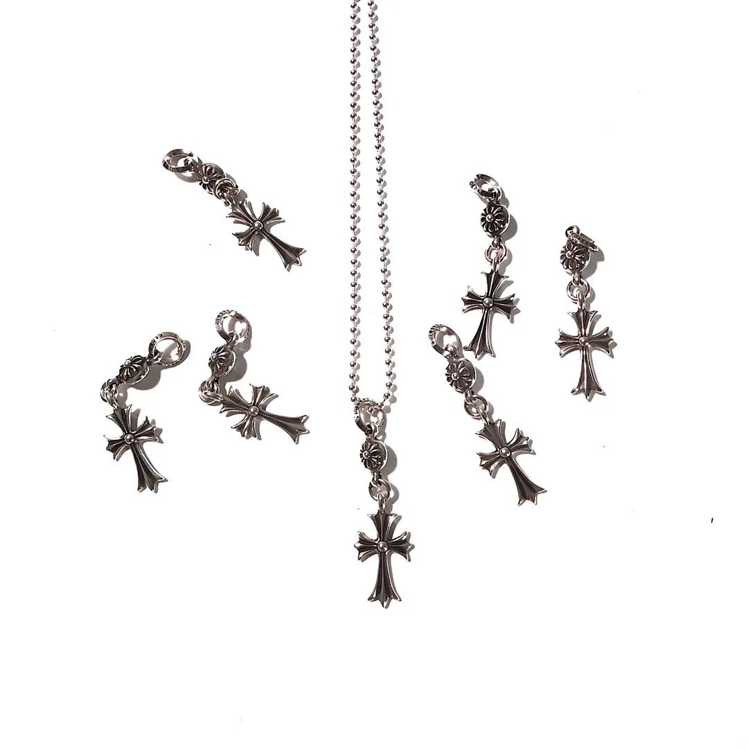 Chrome Hearts シルバー クロス ネックレス - 画像 (3)