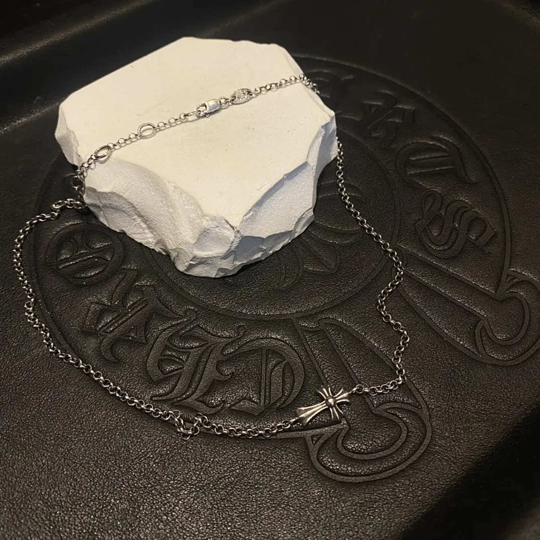 Chrome Hearts シルバー クロス ロングネックレス - 画像 (7)