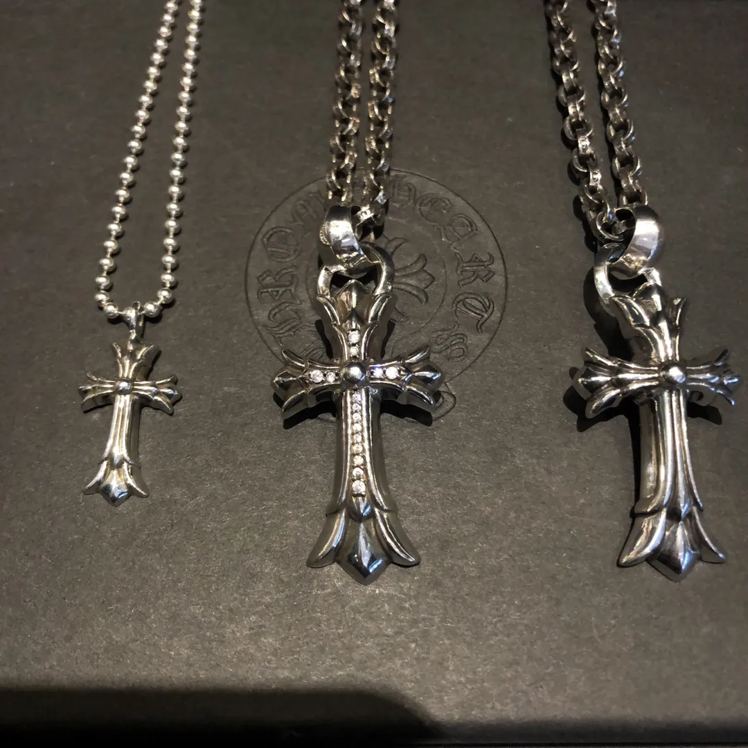 Chrome Hearts ダブルクロス ネックレス シルバー - 画像 (3)