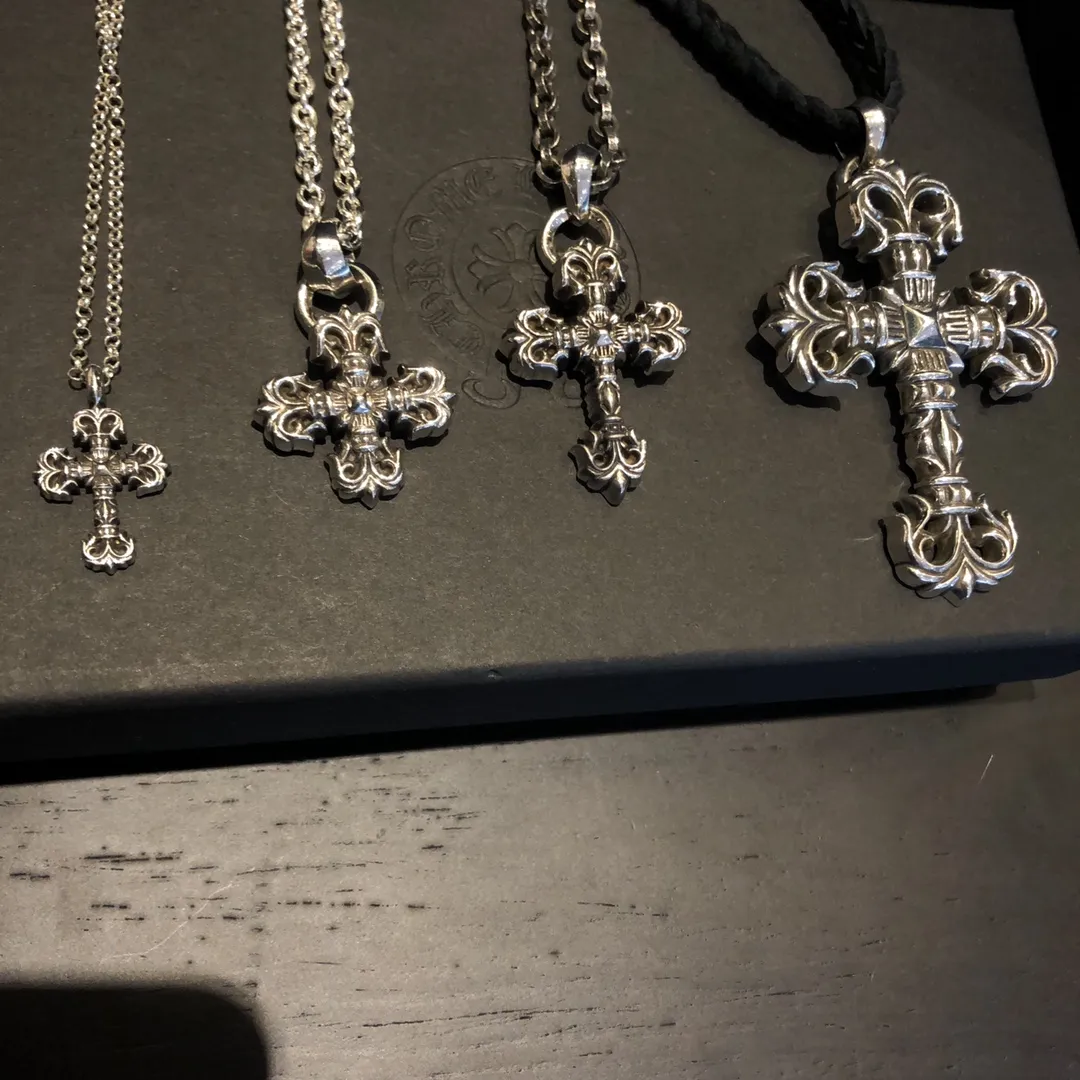 Chrome Hearts シルバー クロスネックレス - 画像 (4)