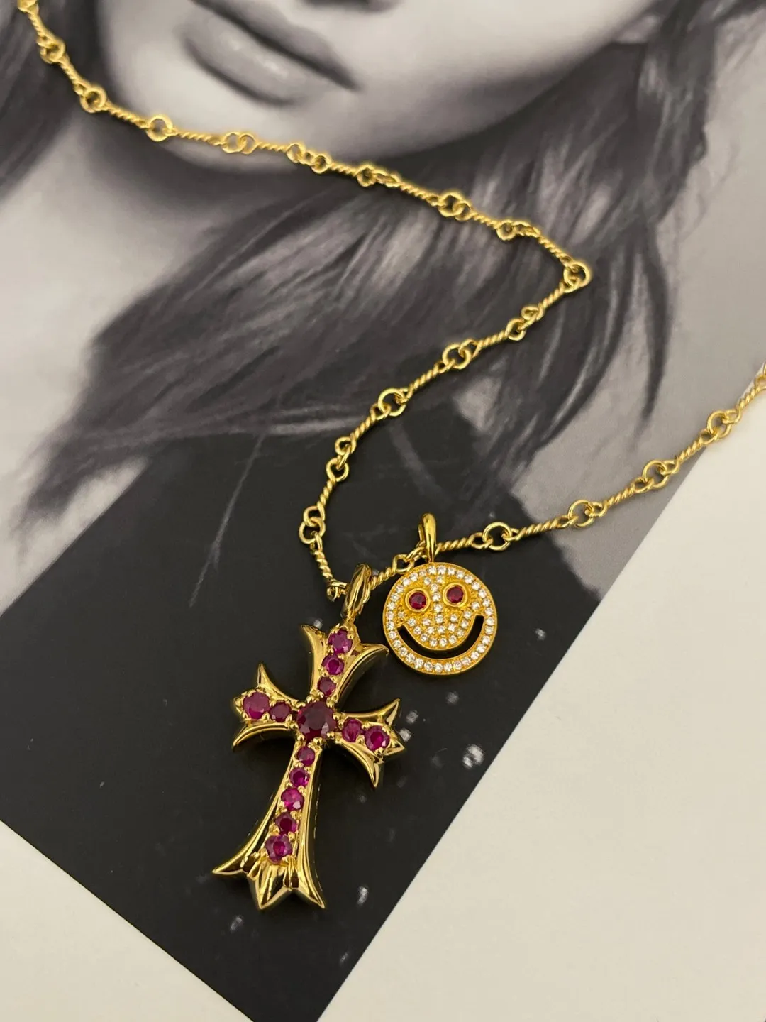 クロムハーツ ゴールド クロス ネックレス - 画像 (6)