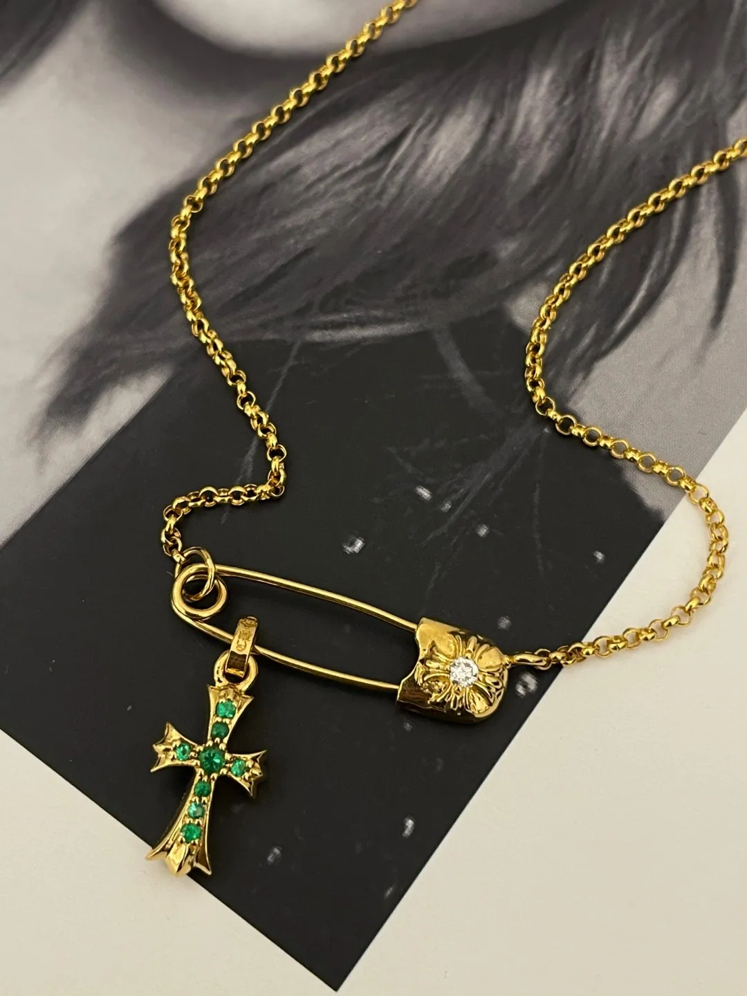 クロムハーツ ゴールド クロス ネックレス - 画像 (7)