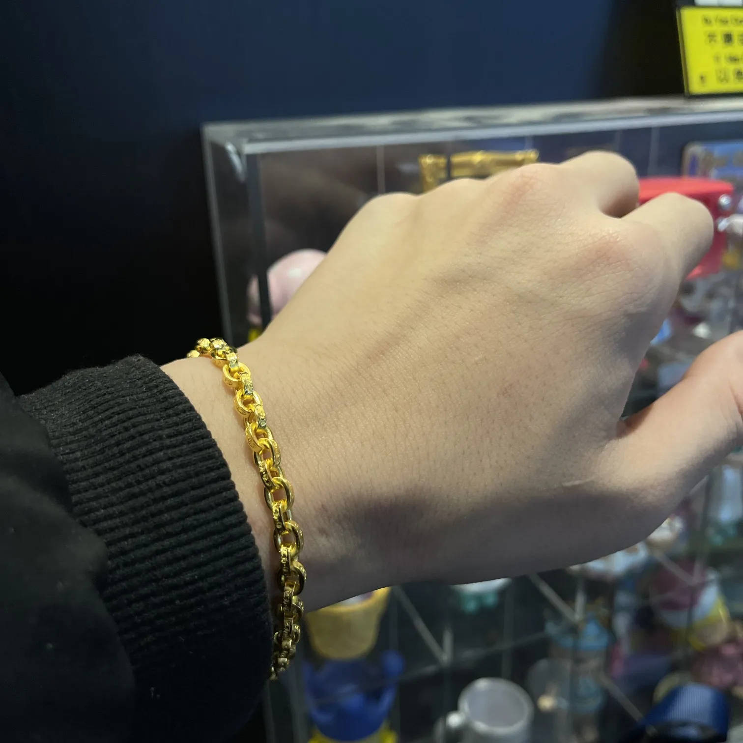 Chrome Hearts ゴールドCH手錠ブレスレット - 画像 (10)